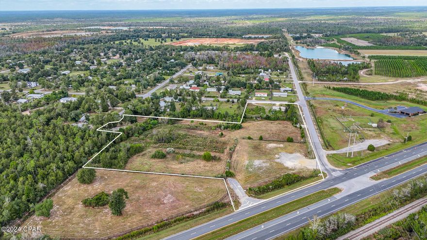 7.62 Acres of prime vacant land now available with direct frontage on Hwy 231! This expansive property offers outstanding visibility and exposure, making it an ideal location for your business or commercial development. With its strategic positioning along a major highway, your enterprise will benefit from high traffic flow, excellent accessibility, and increased brand recognition. Don't miss out on this rare opportunity to secure a substantial tract of land in a rapidly growing area. Act now to take advantage of this ideal investment location!
