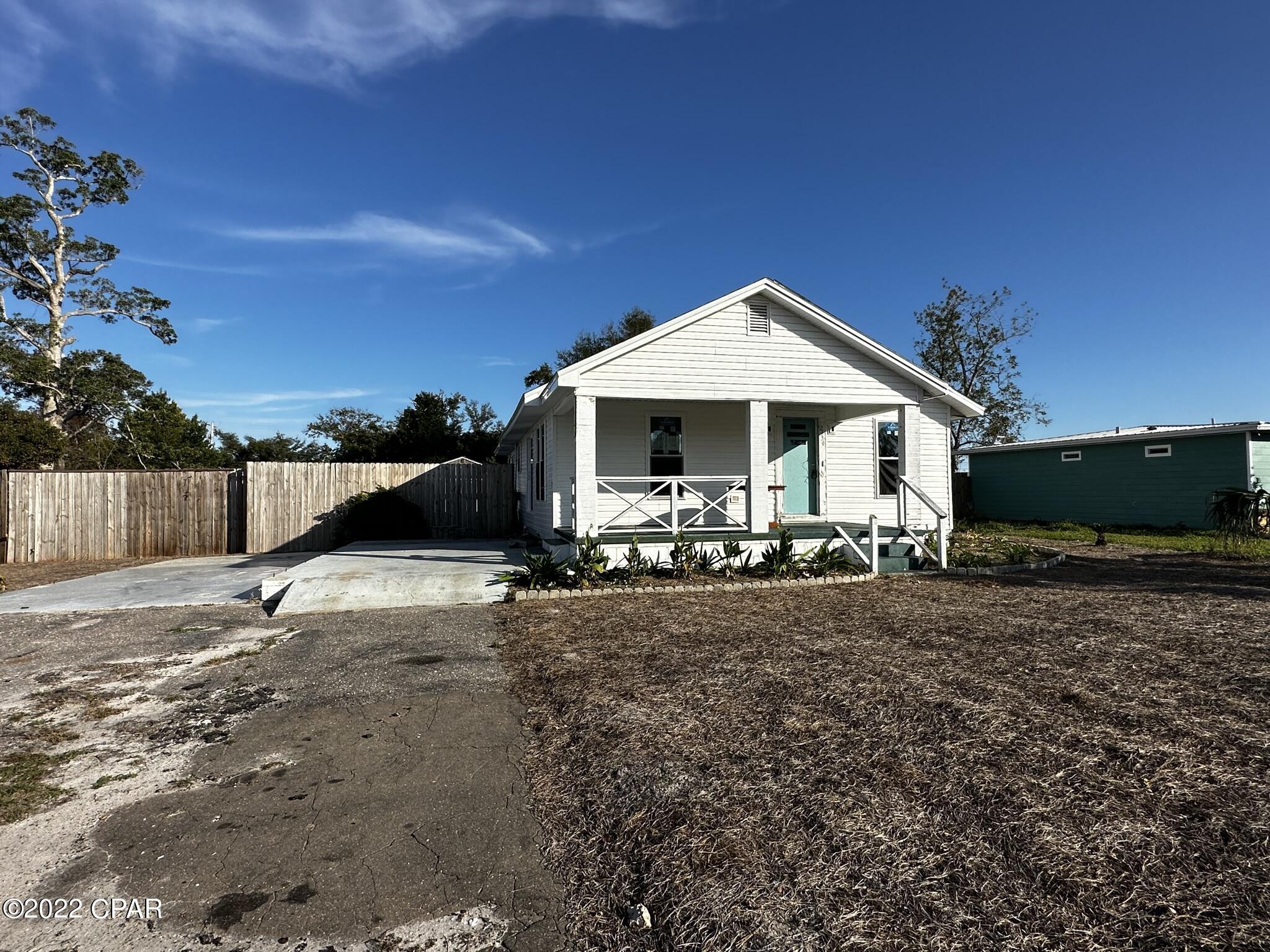 Pretty Bayou Hts 2nd - Residential