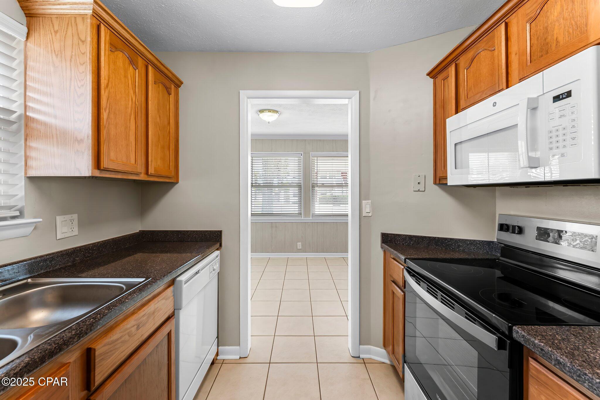 Saint Andrews Harbour Condo - Residential