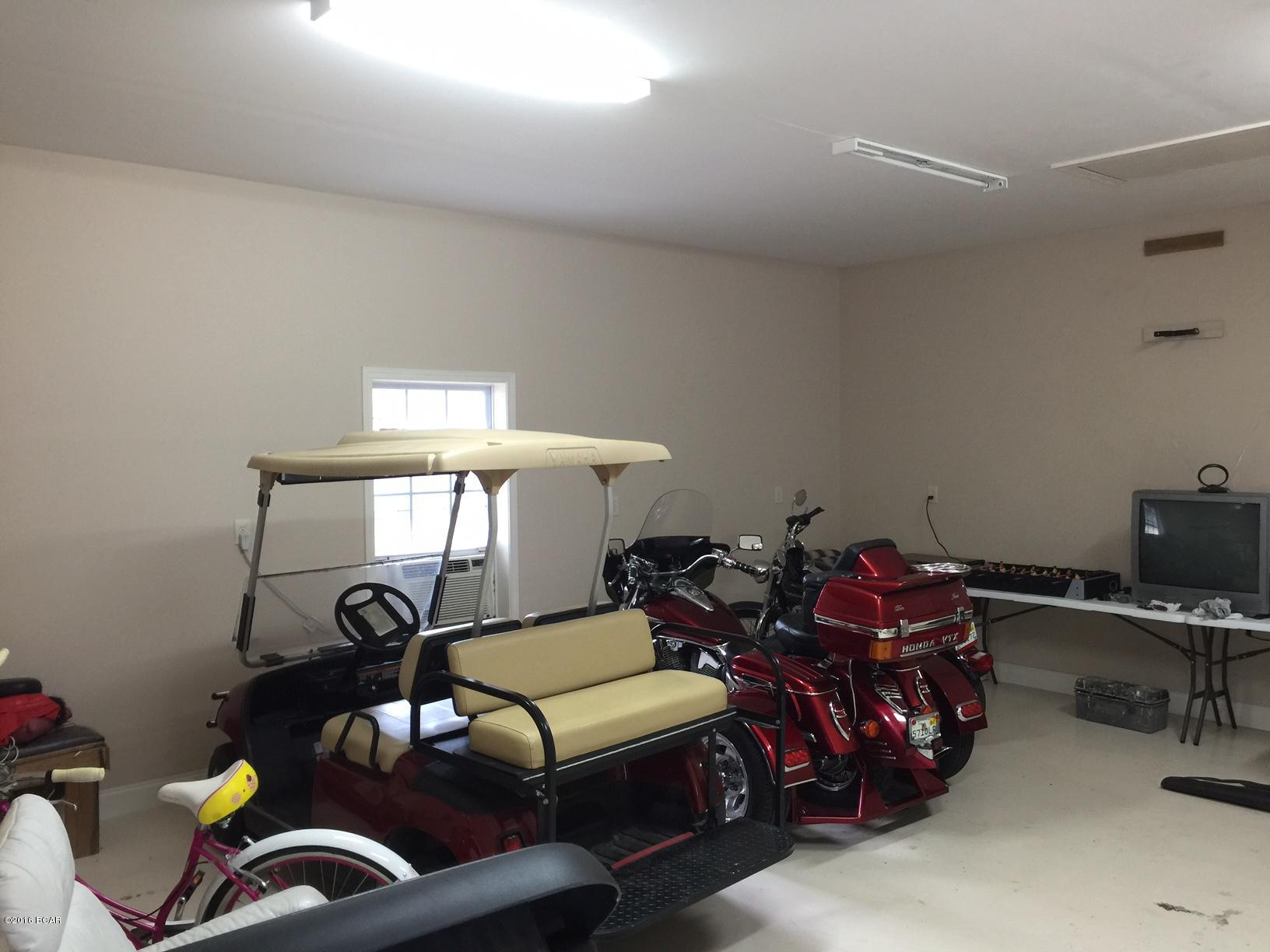 Leisure Lakes - Residential