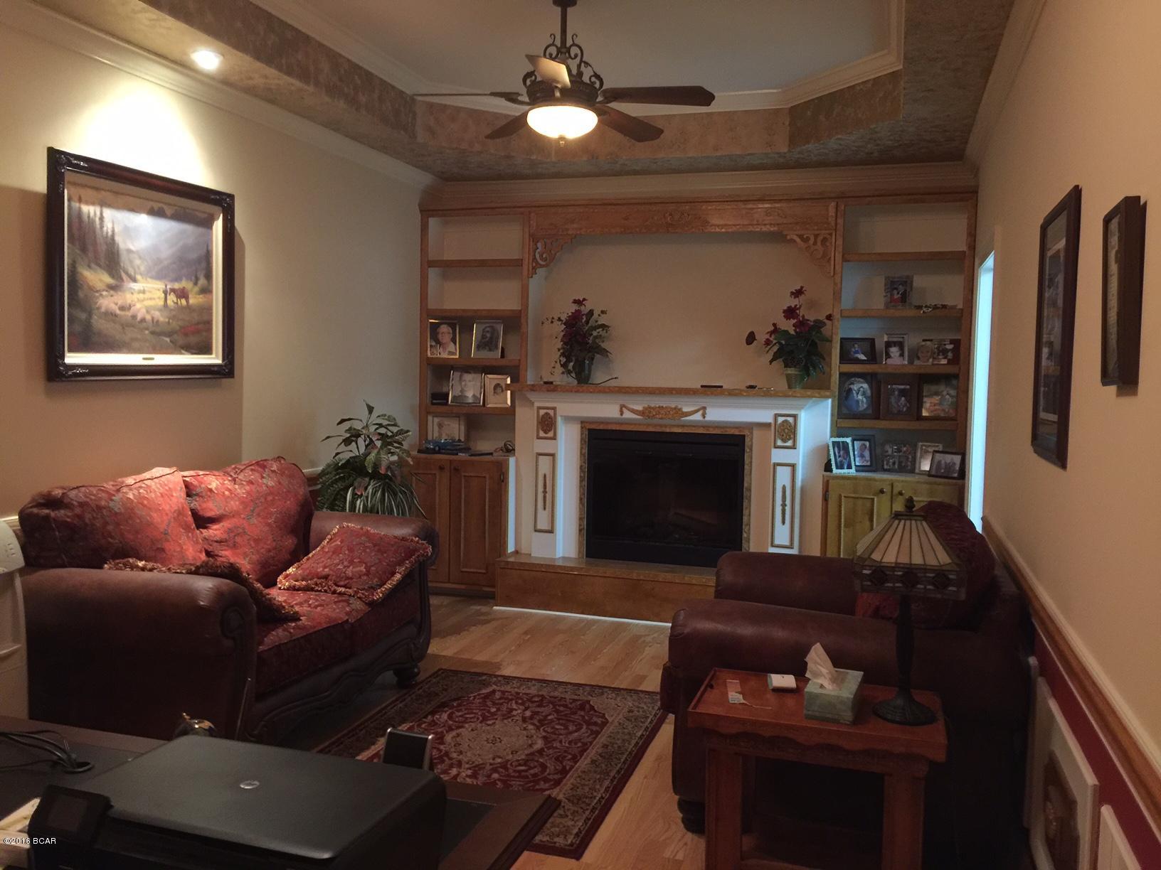 Leisure Lakes - Residential