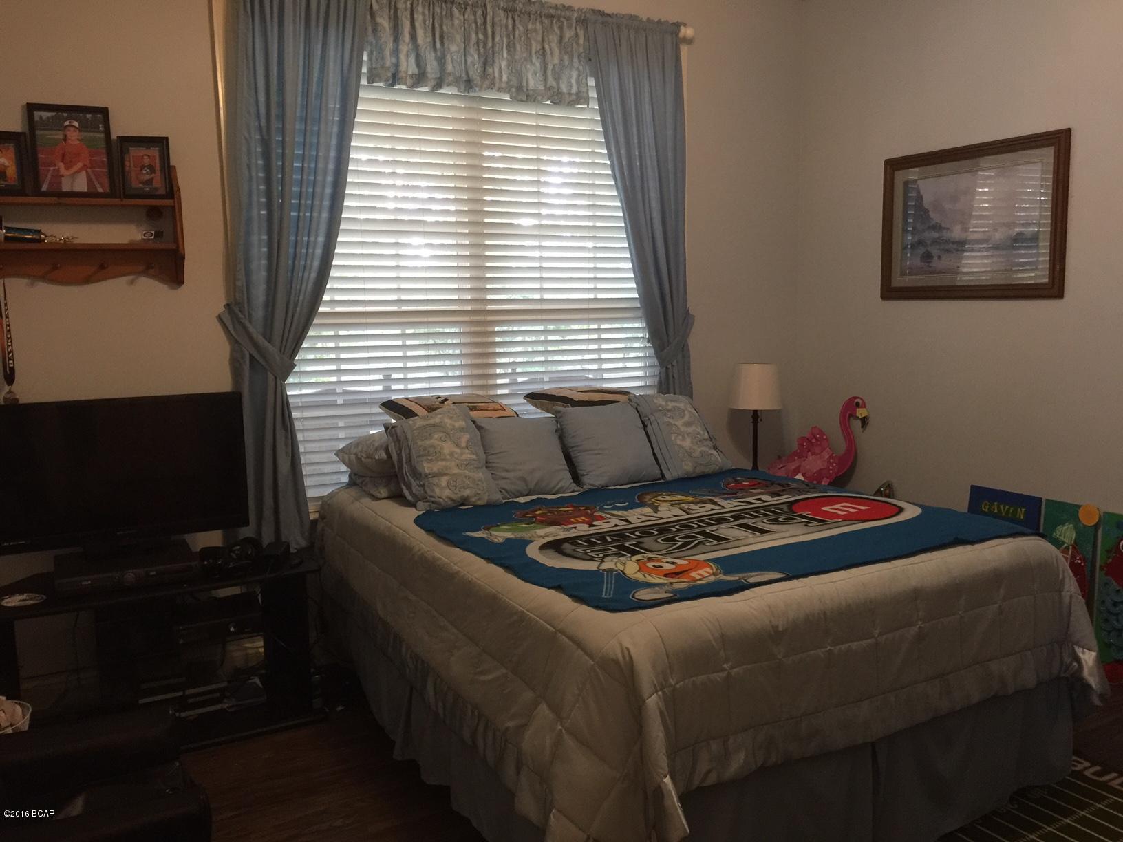 Leisure Lakes - Residential