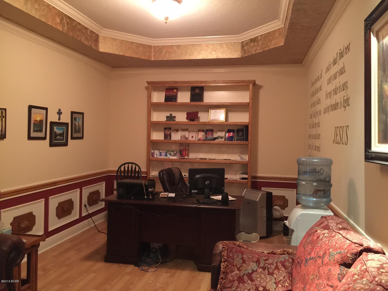 Leisure Lakes - Residential