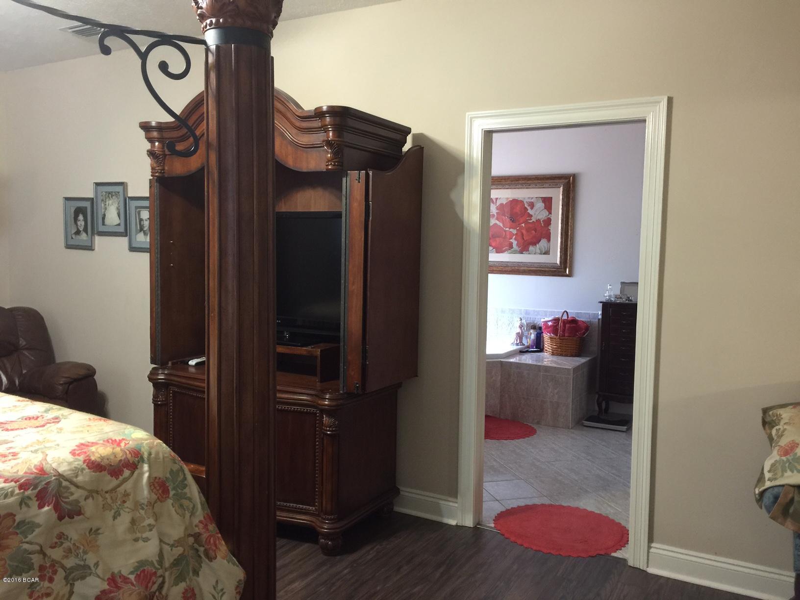 Leisure Lakes - Residential