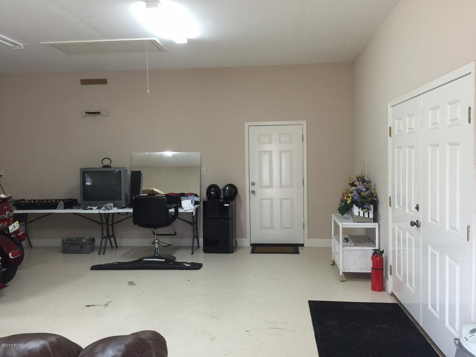 Leisure Lakes - Residential