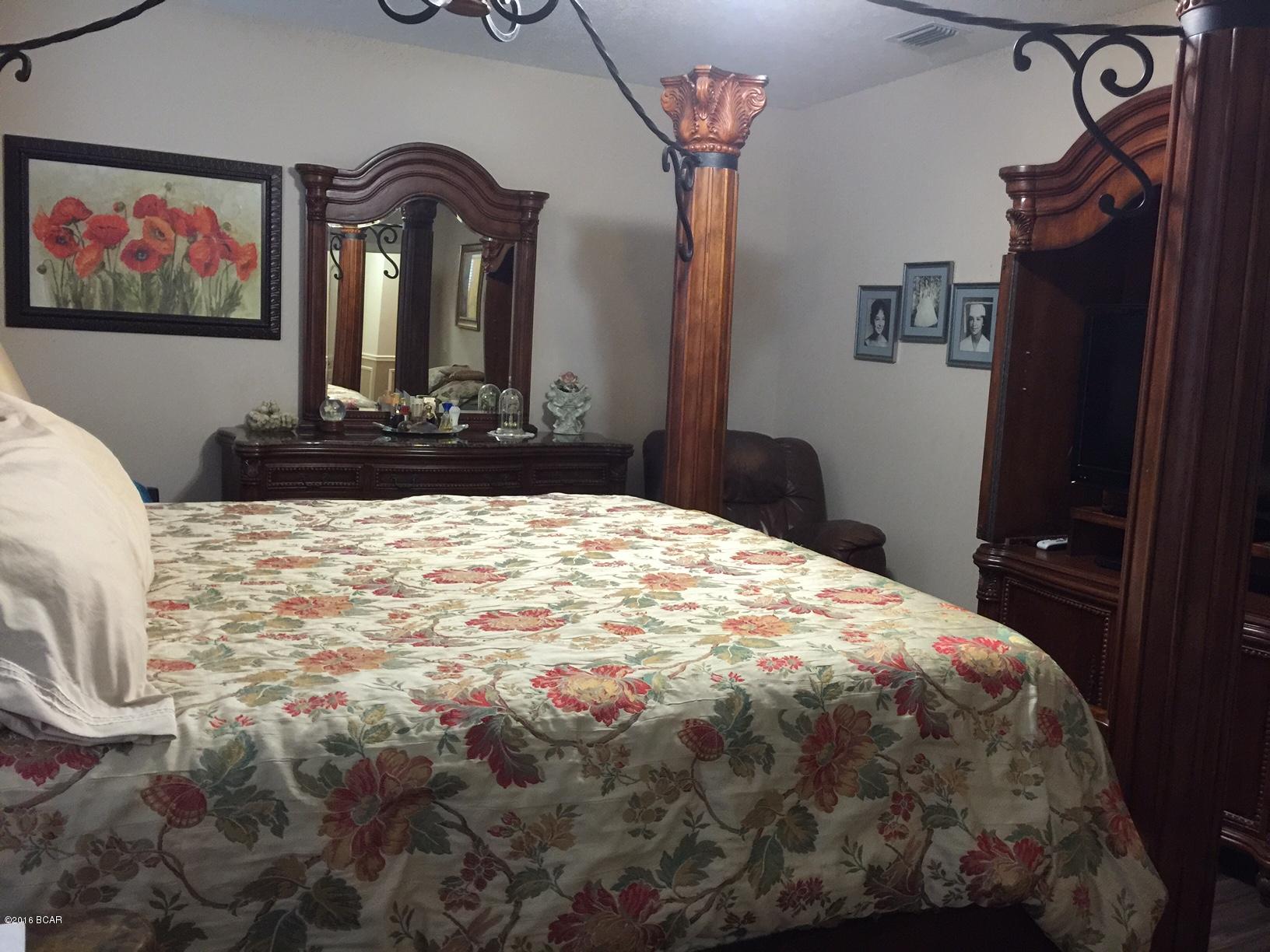 Leisure Lakes - Residential