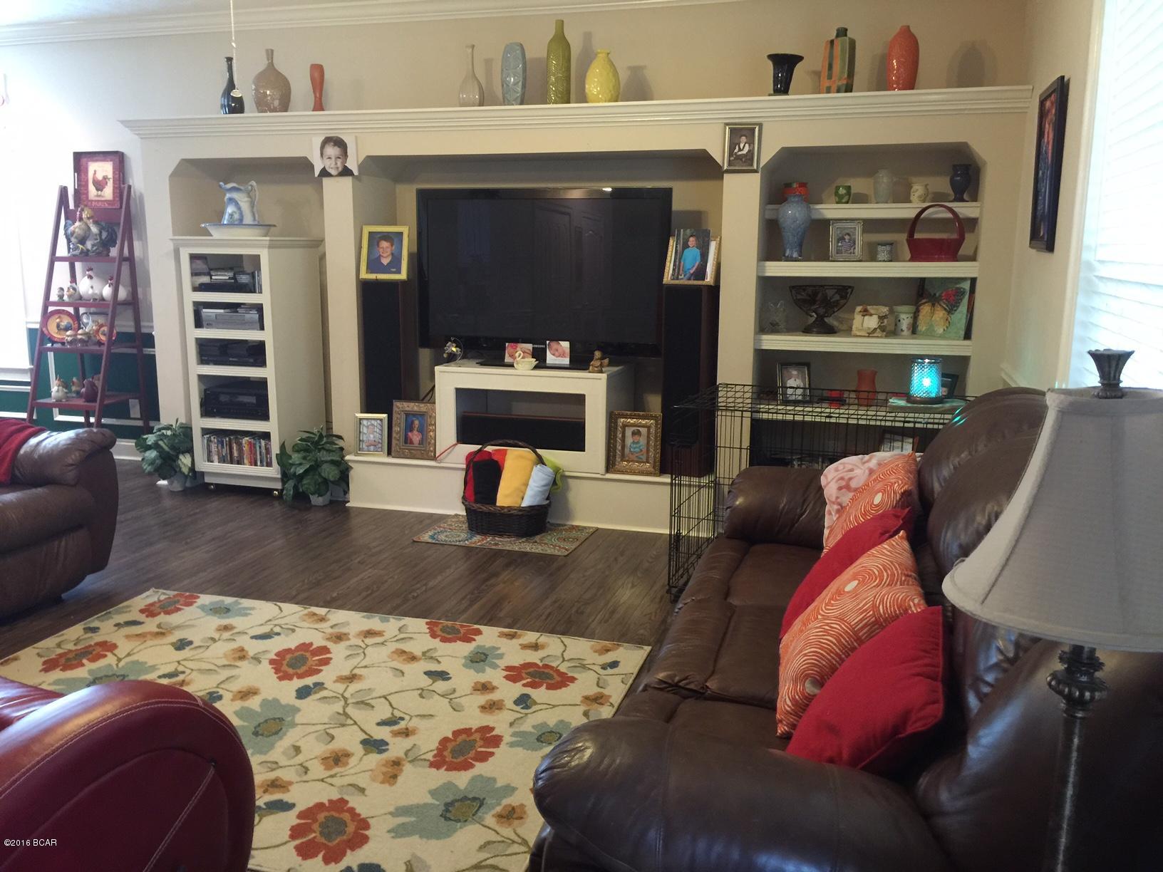 Leisure Lakes - Residential