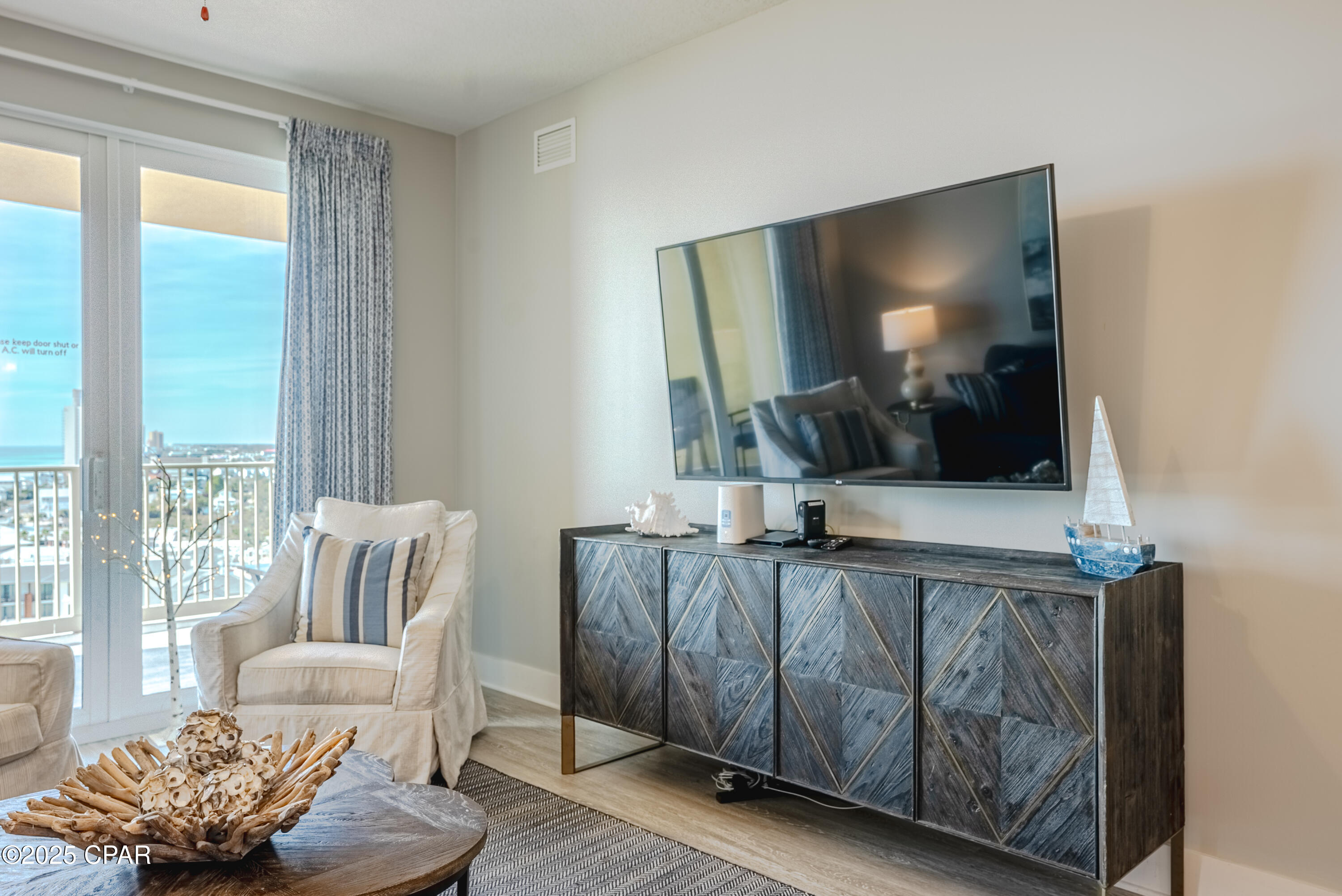 Calypso Towers III - Residential