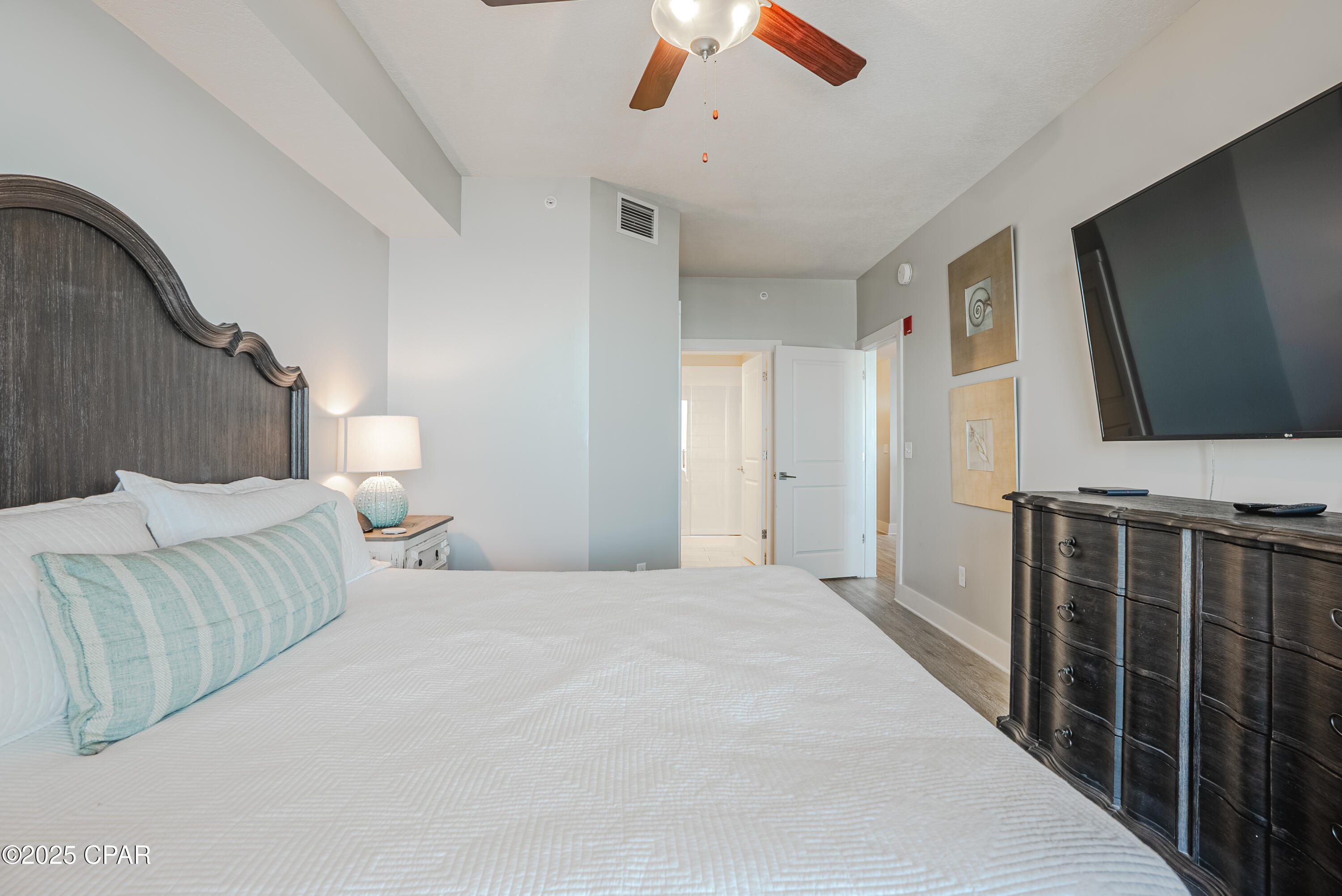 Calypso Towers III - Residential