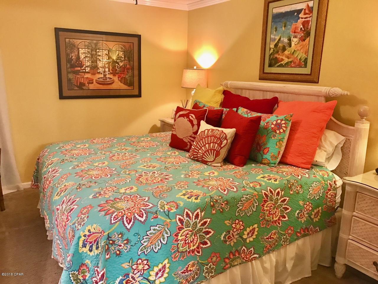 Pelican Walk - Residential