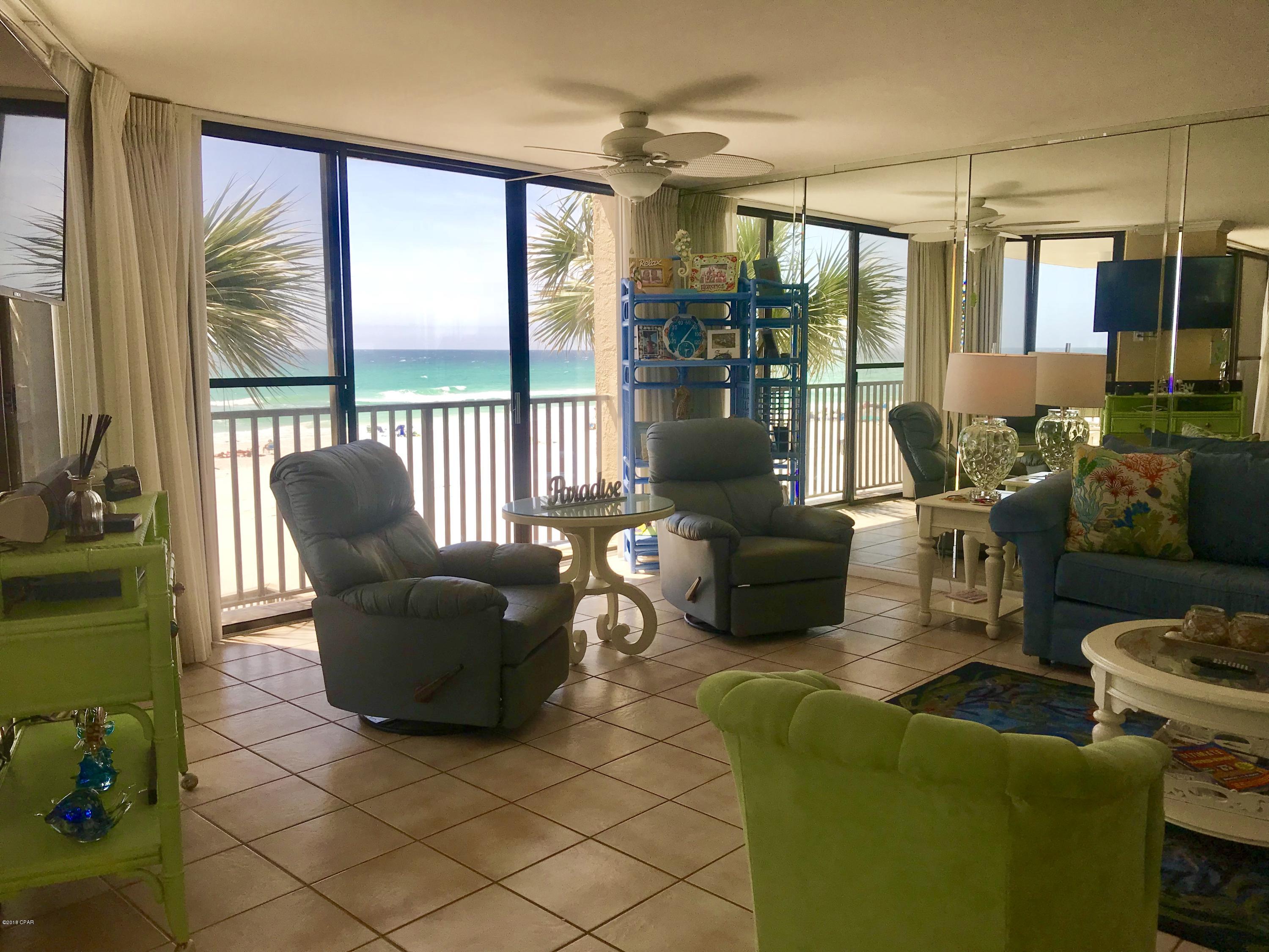 Pelican Walk - Residential