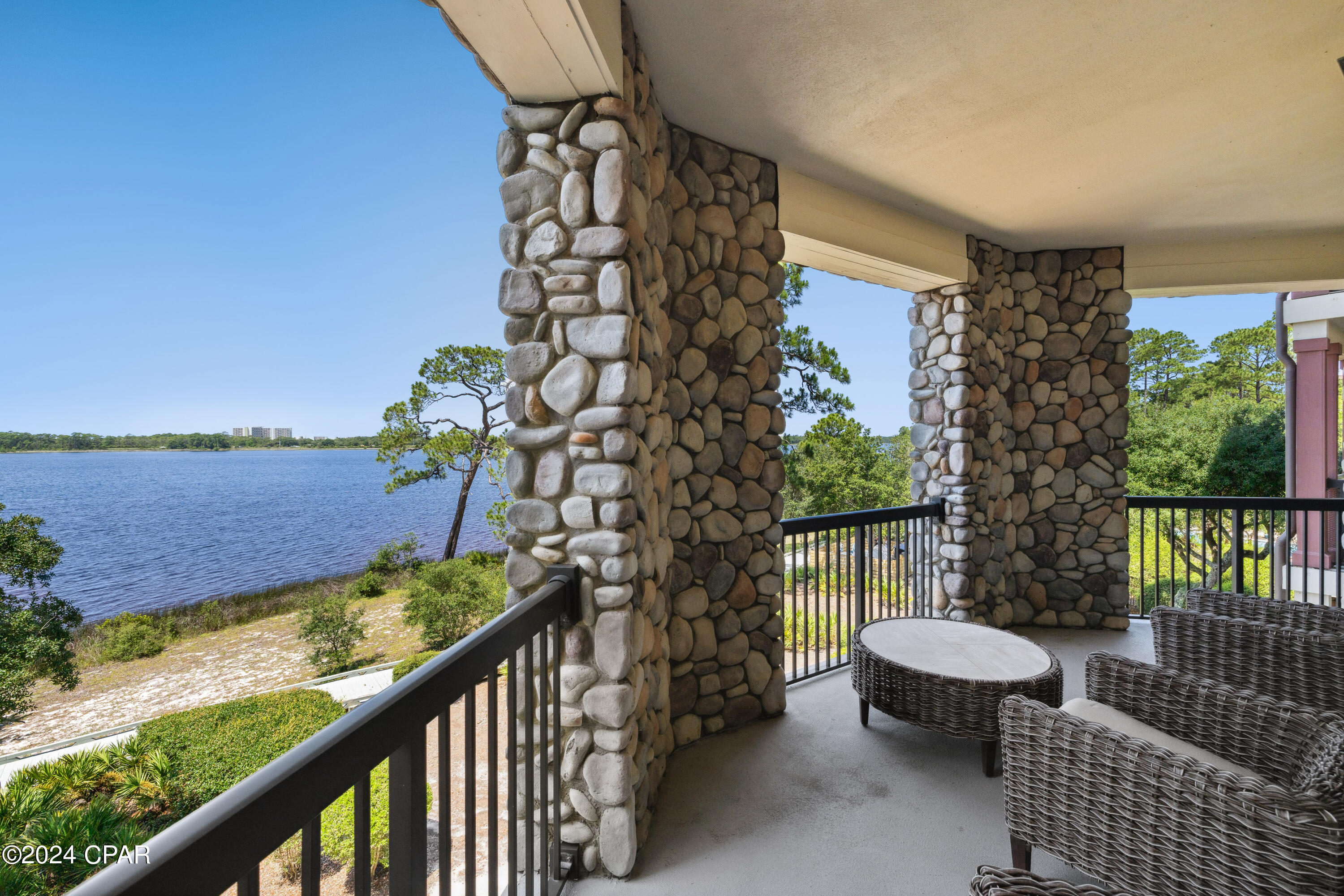 Lakeside Lodge At Prospect Pt - Residential
