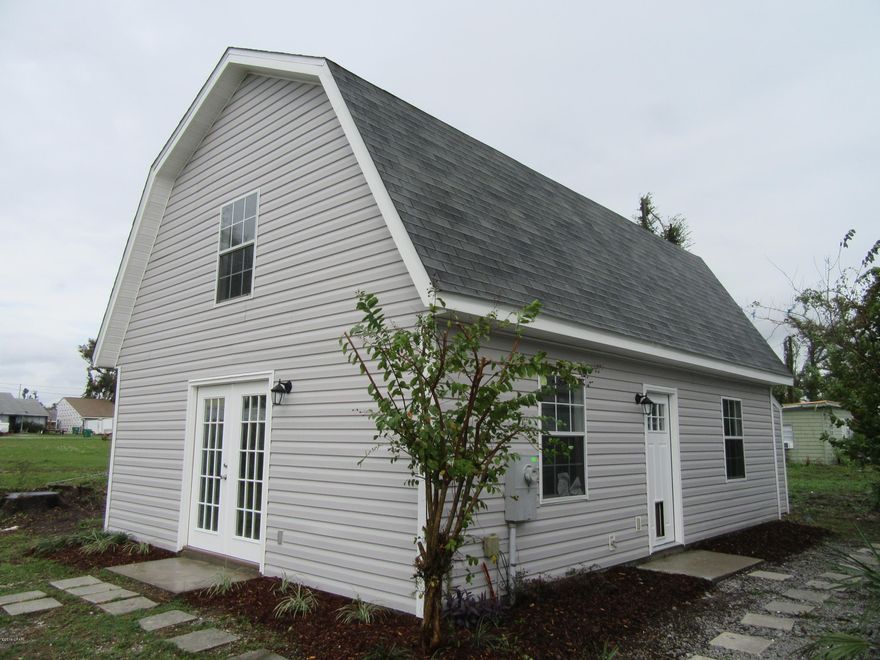 Absolutely beautiful 2 bedroom 1 bath bungalow style home neatly nestled in a quaint part of Parker. Walking distance to East Bay. Post hurricane renovations include new paint, trim, upgraded fixtures, granite, back splashes, new floors and doors. Centrally located to the Worlds Most Beautiful Beaches and Military Bases. All property sizes and ages are approximate, please measure and/or verify if important. School assignments are subject to change, please check with Bay County for most accurate information. Deposit is the same as the rent. School assignments are subject to change, please check with Bay County for most accurate information. Pets allowed. Breed restrictions apply with owner approval only.