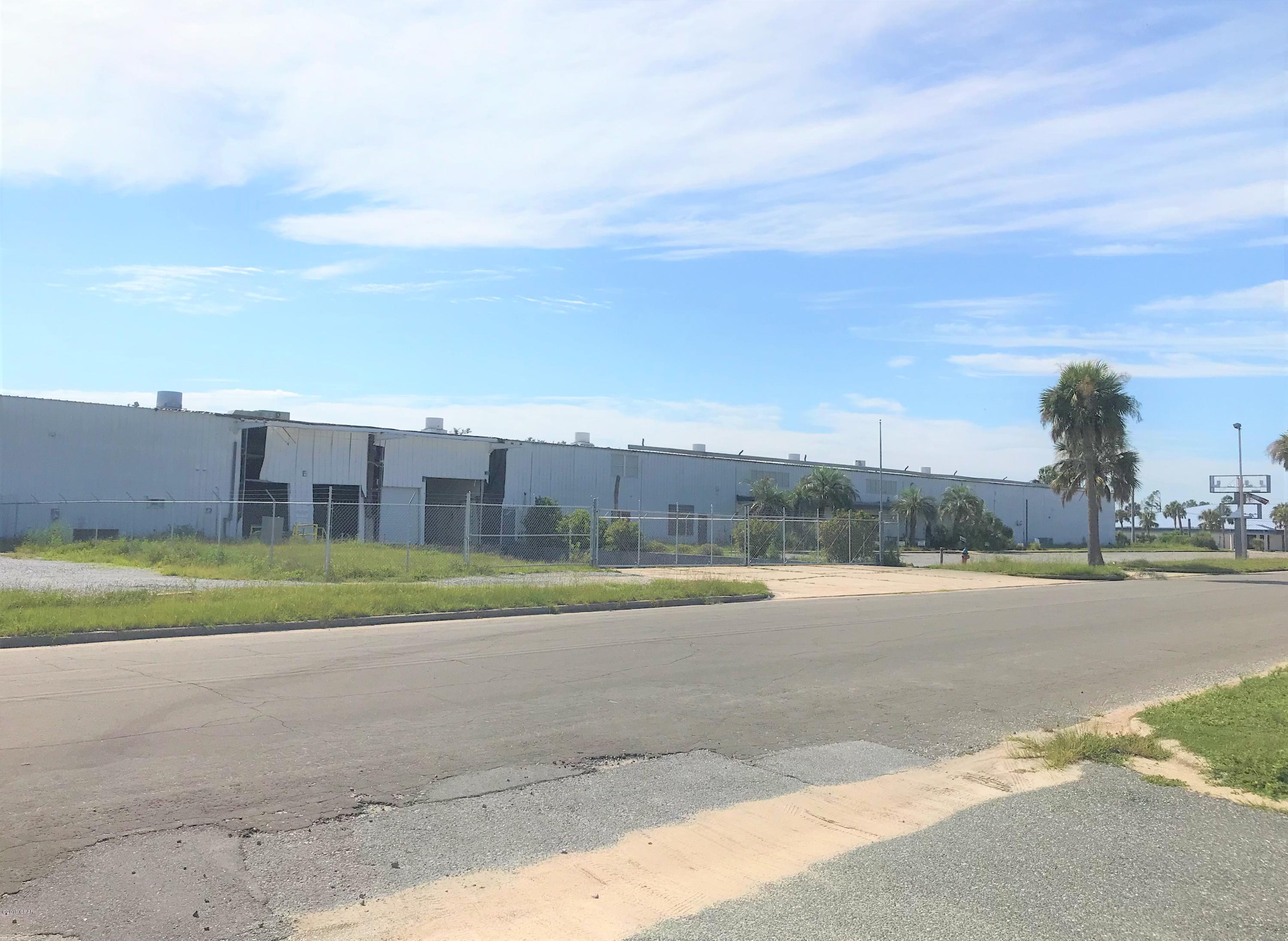 No Named Subdivision - Commercial Lease