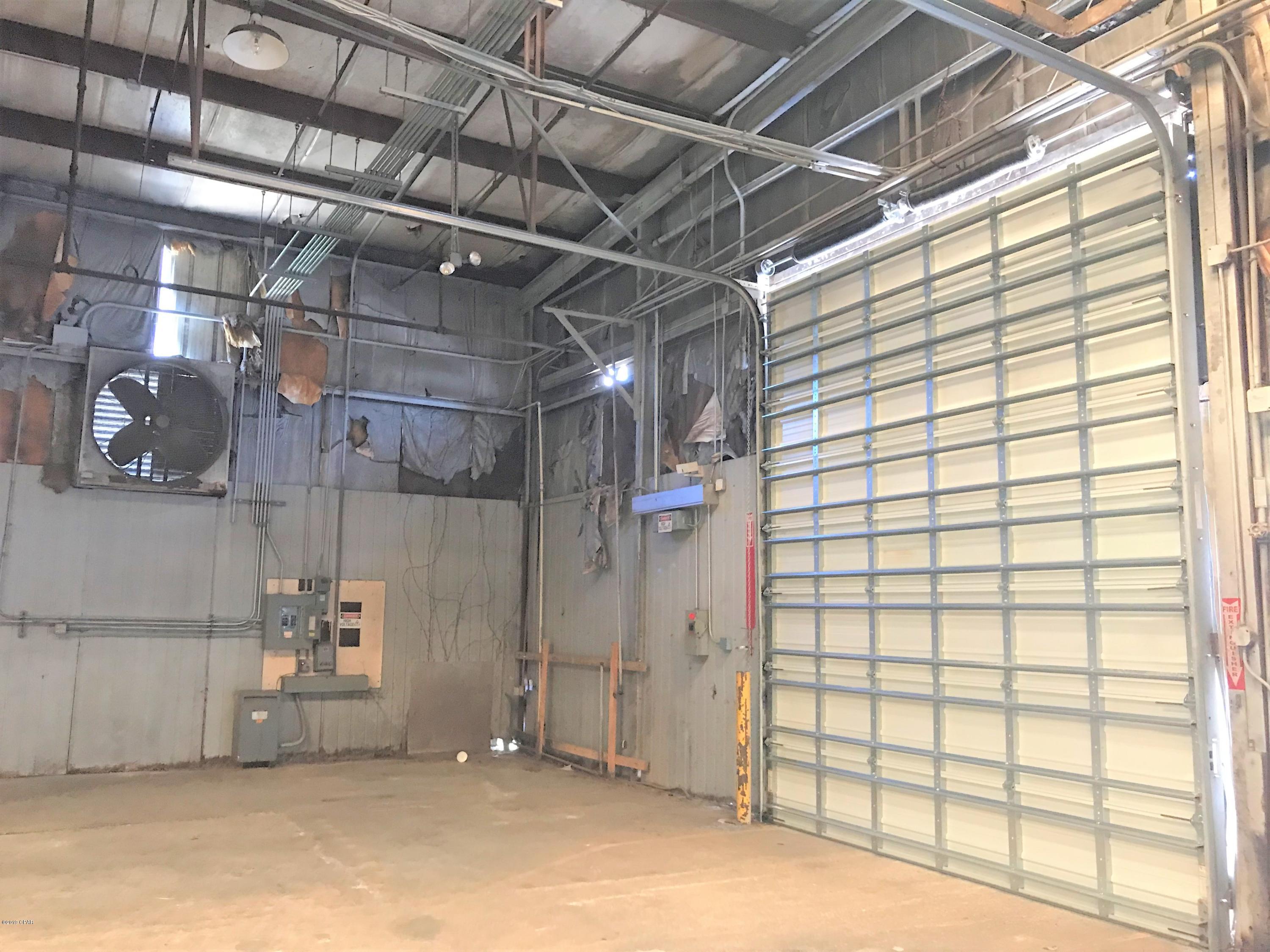 No Named Subdivision - Commercial Lease