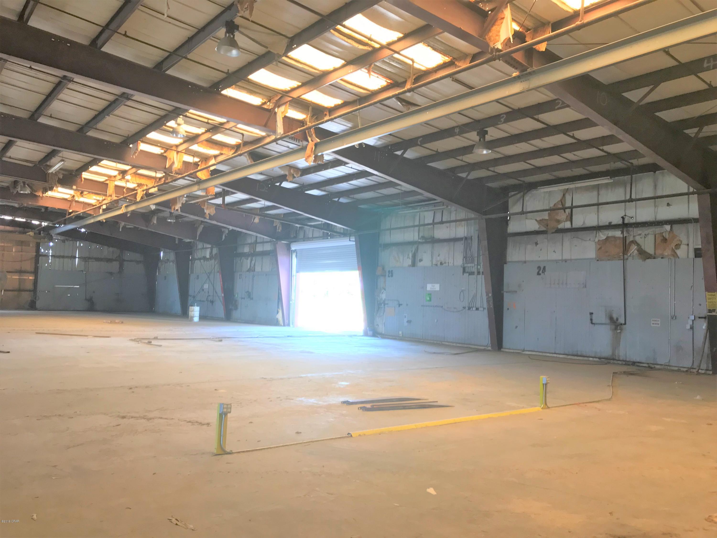 No Named Subdivision - Commercial Lease