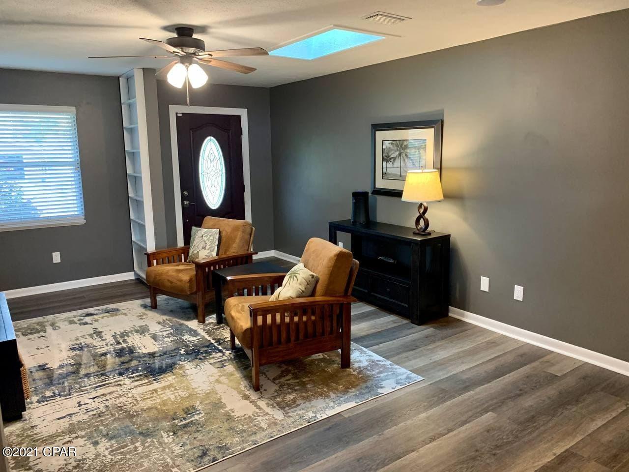 Imperial Oaks - Residential