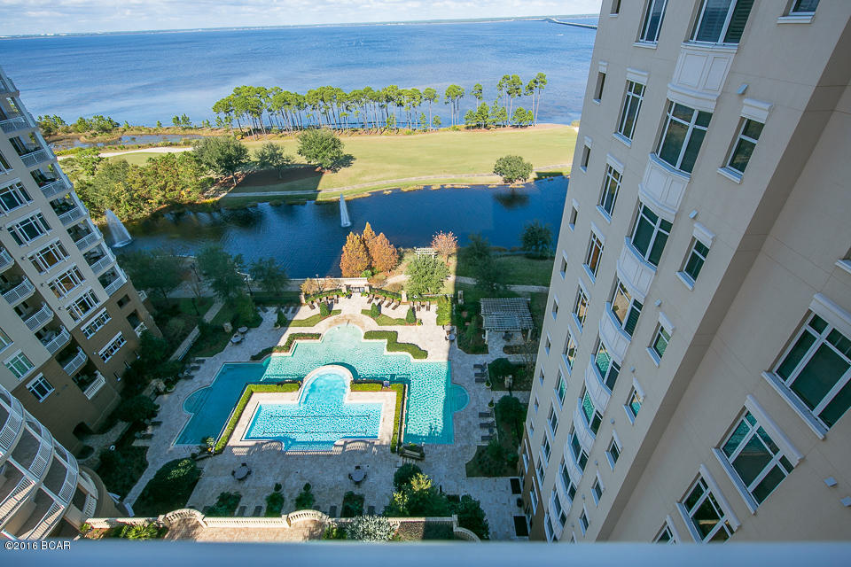 One Water Place At Kelly Plantation - Residential