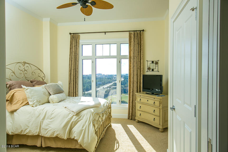 One Water Place At Kelly Plantation - Residential