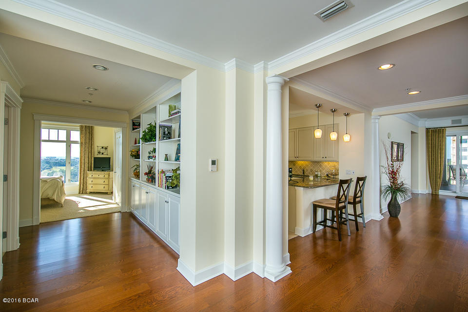 One Water Place At Kelly Plantation - Residential