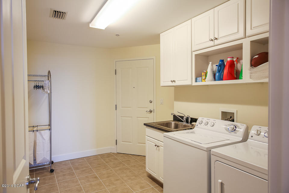 One Water Place At Kelly Plantation - Residential