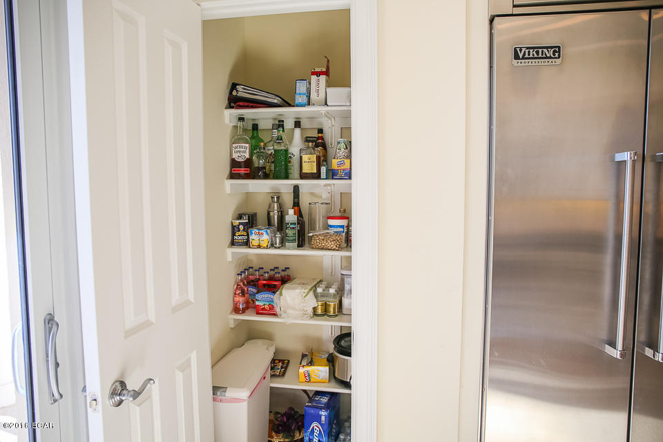 One Water Place At Kelly Plantation - Residential