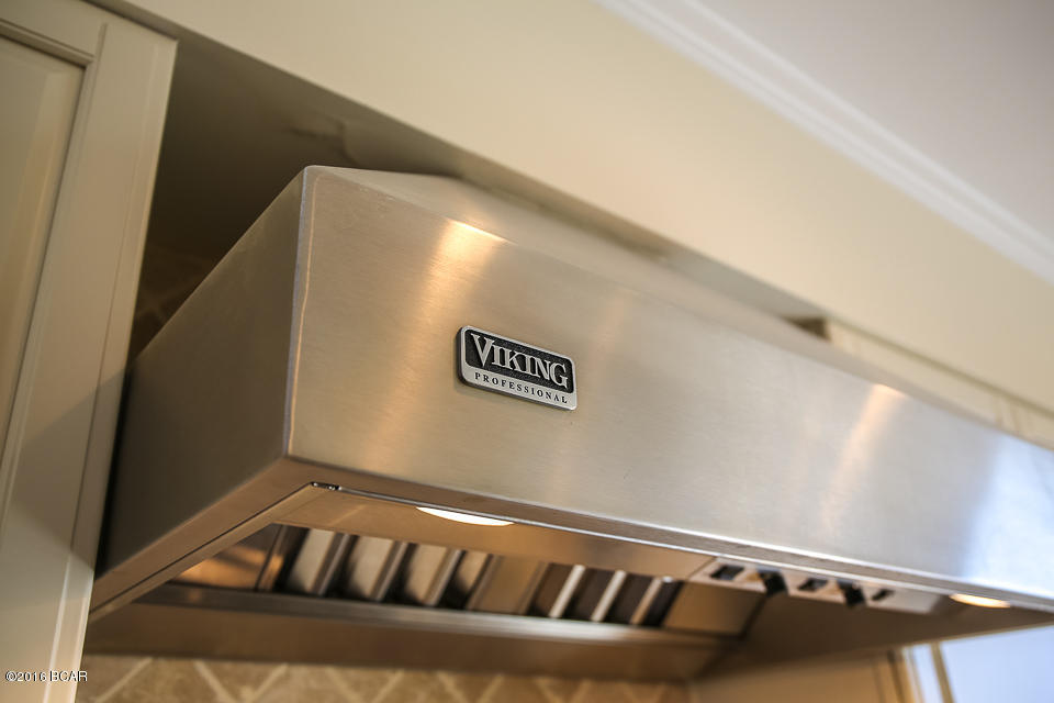 One Water Place At Kelly Plantation - Residential