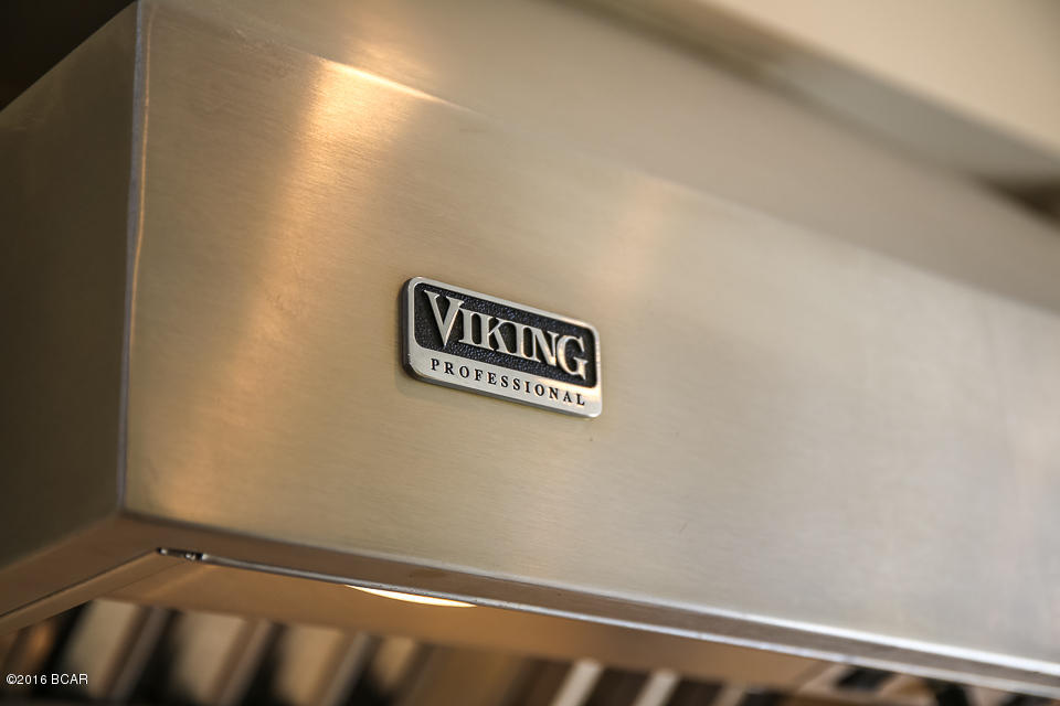 One Water Place At Kelly Plantation - Residential