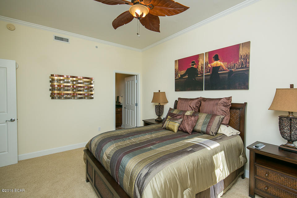 One Water Place At Kelly Plantation - Residential