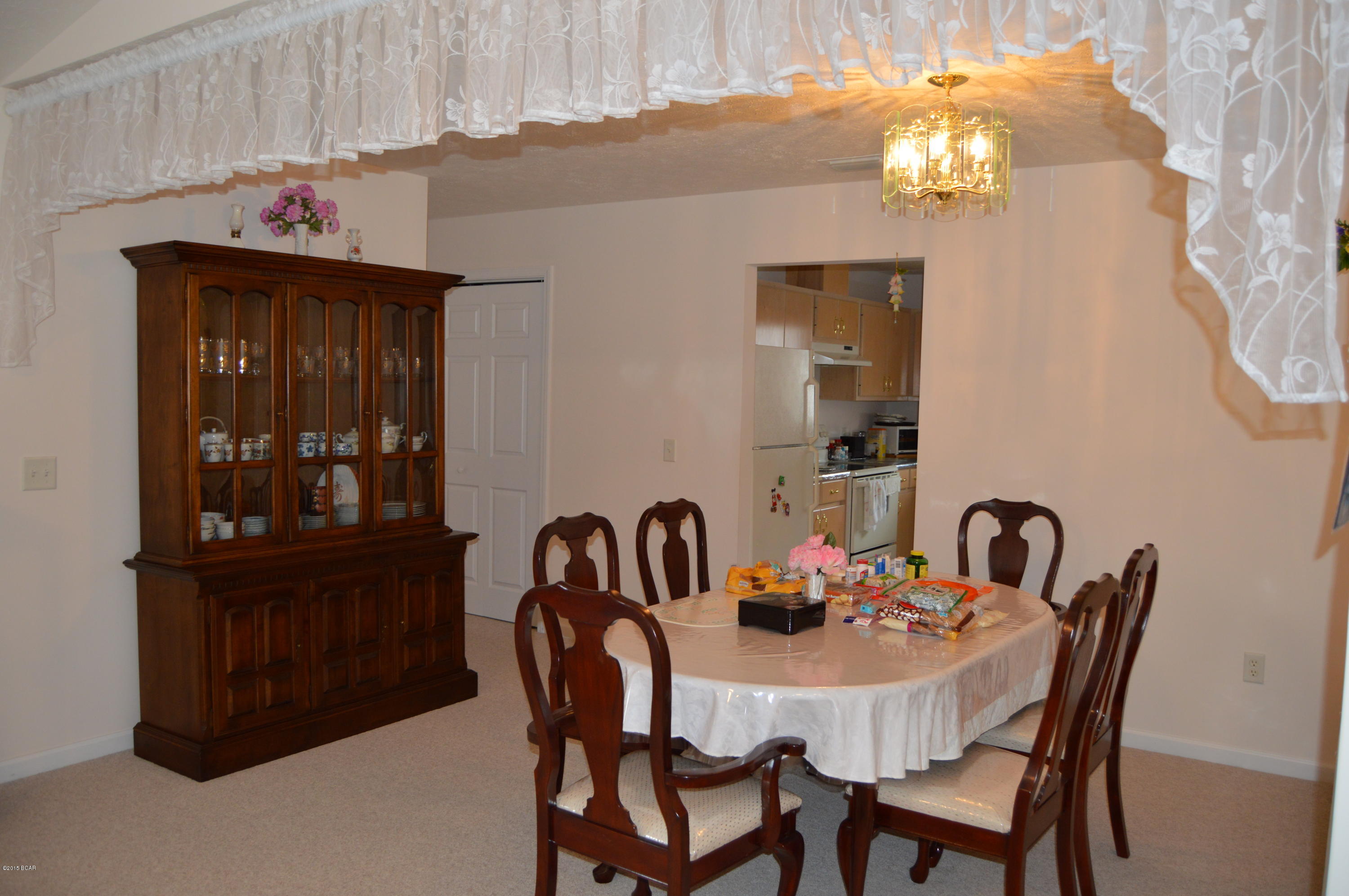 Hickory Manor - Residential