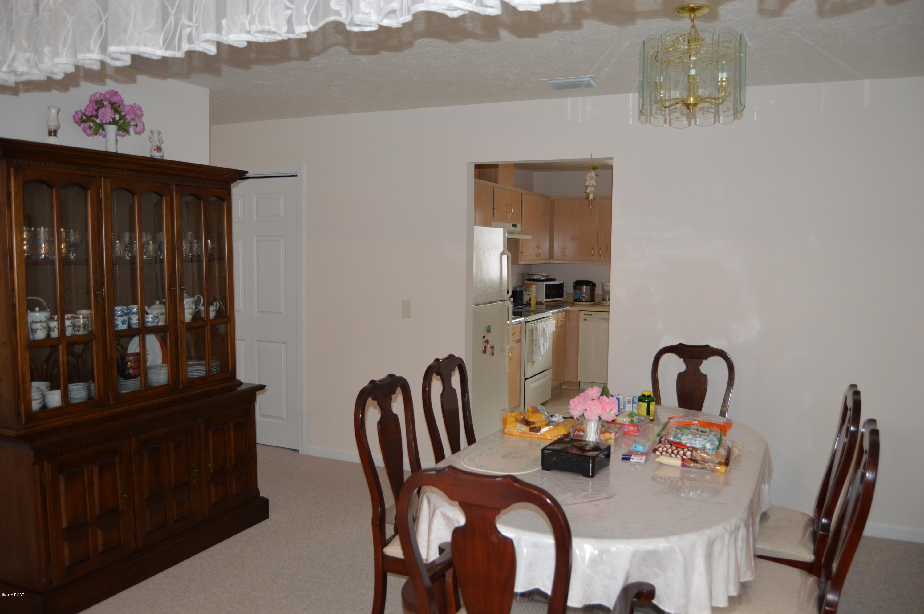 Hickory Manor - Residential