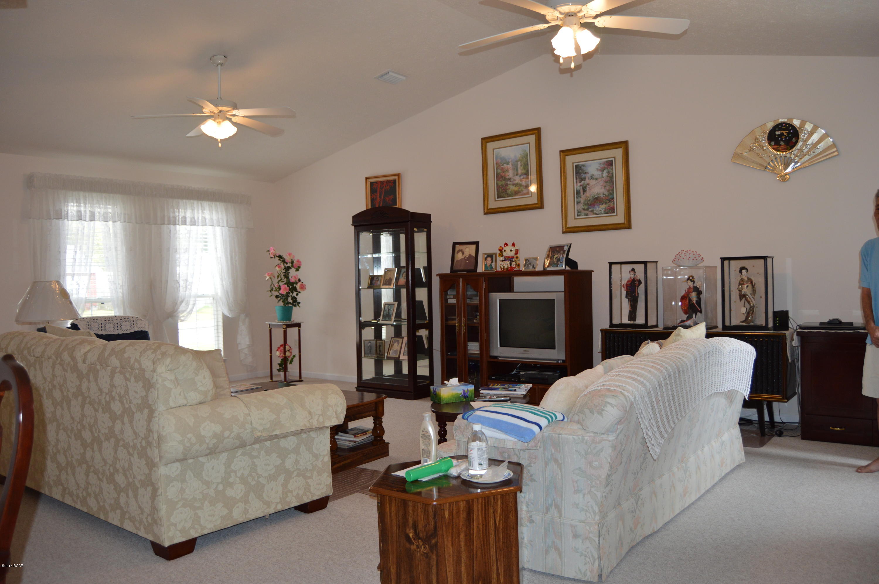 Hickory Manor - Residential