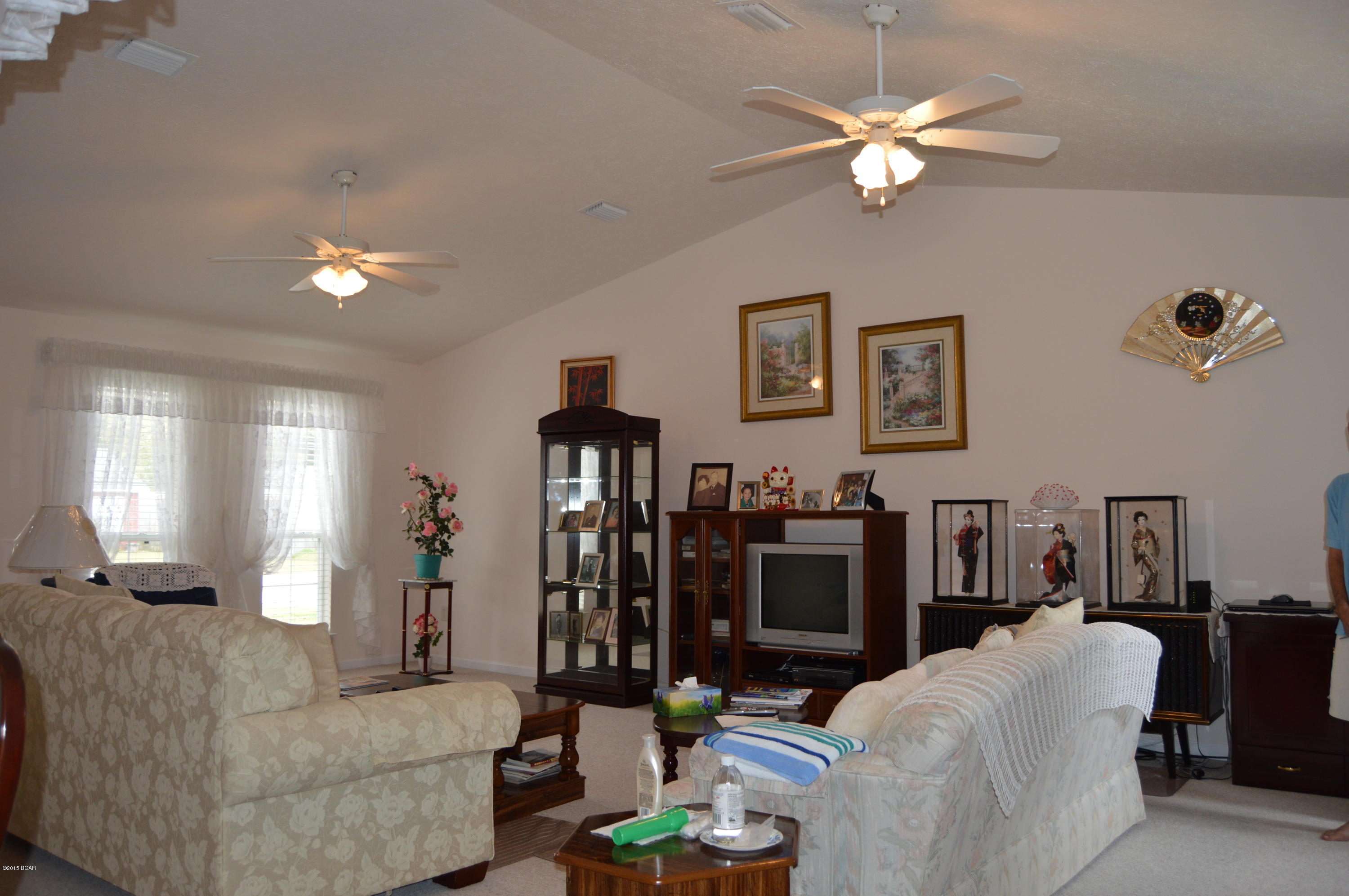 Hickory Manor - Residential