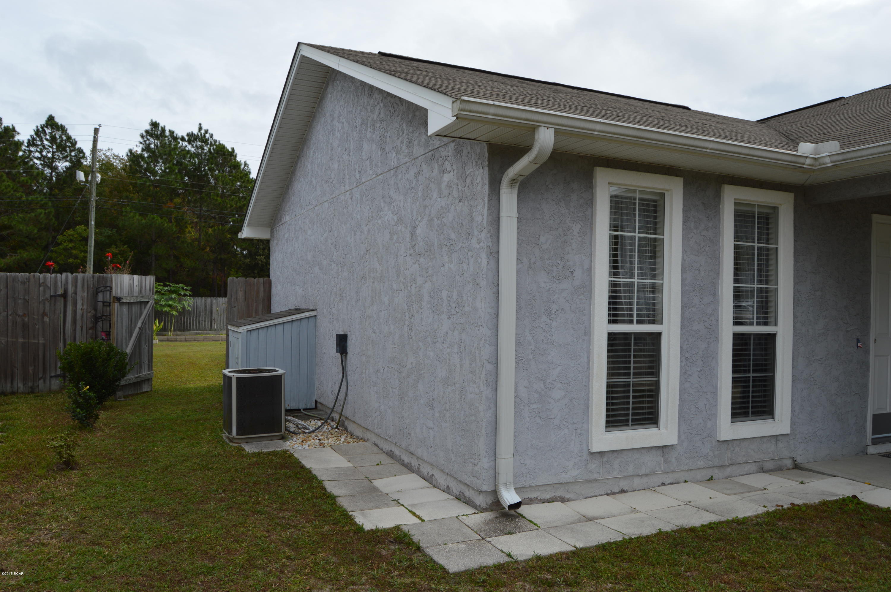 Hickory Manor - Residential