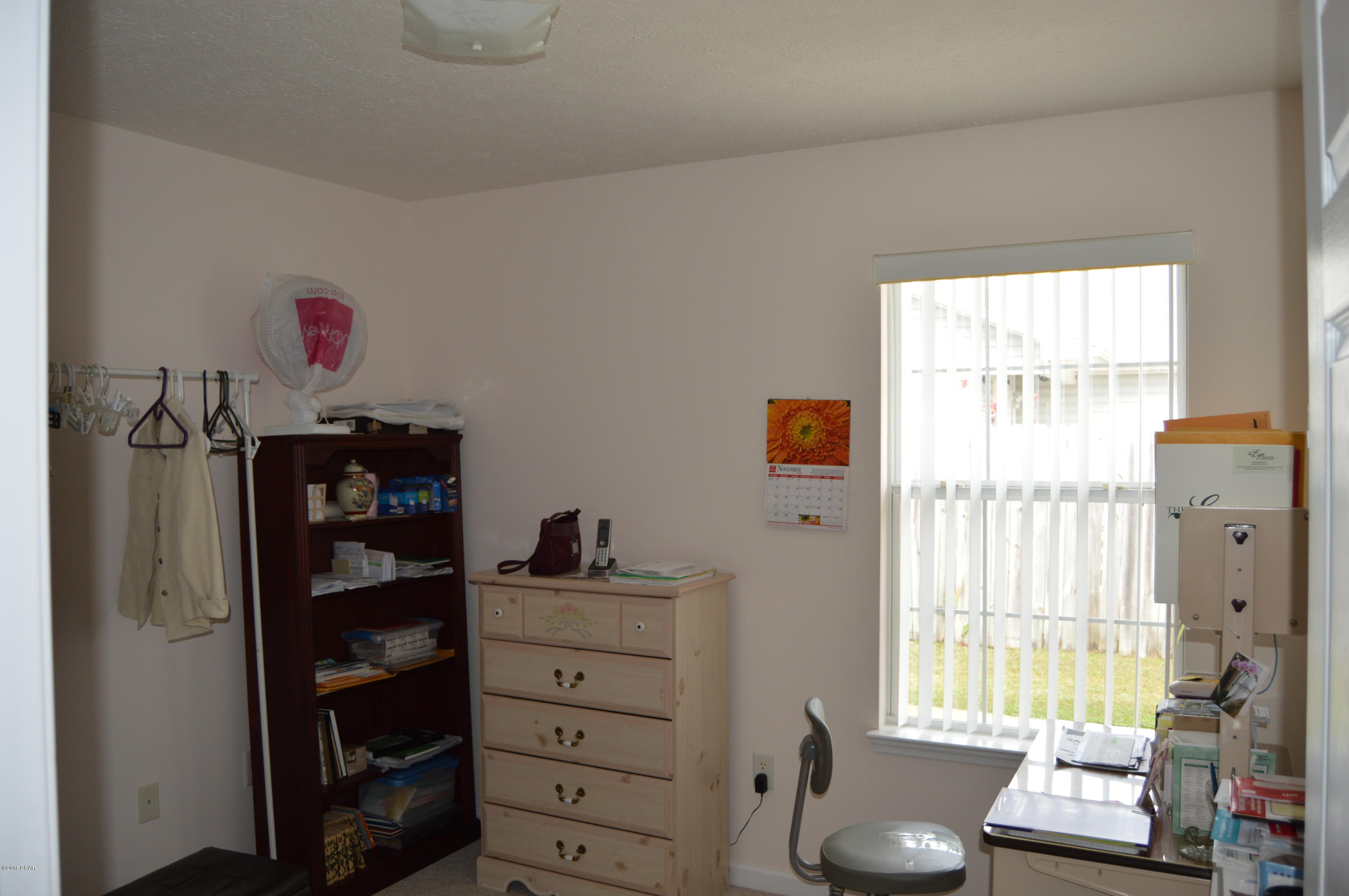 Hickory Manor - Residential