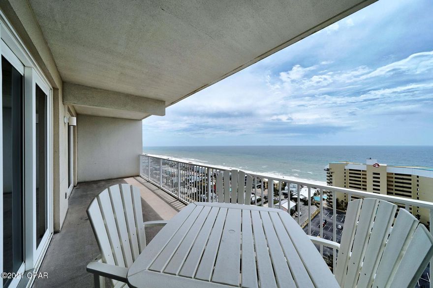 'CURRENTLY UNDER CONTRACT, SELLER ACCEPTING BACKUP OFFERS  OMG!! We love this Laketown Wharf Beach Resort unit for so many reasons!

Besides the incredible Gulf Views, this unit has been totally redone! Tiled floors throughout (no carpet), Beachy furnishings and hall bunks! What more could you ask for in a unit? The location is brilliant, and the community of Laketown Wharf has so much to offer! This resort is known for it's amazing amenities which include 5 unique pools, a childrens ''funscape'' playground, Splash Bar & Grill, and a fitness center with Gulf Views. covered parking and our favorite on site Lake with nightly Fountain & Light Shows. This complex also has 52000 sqft of their very own Boardwalk frontage with many market shops. Come see this unit today!
