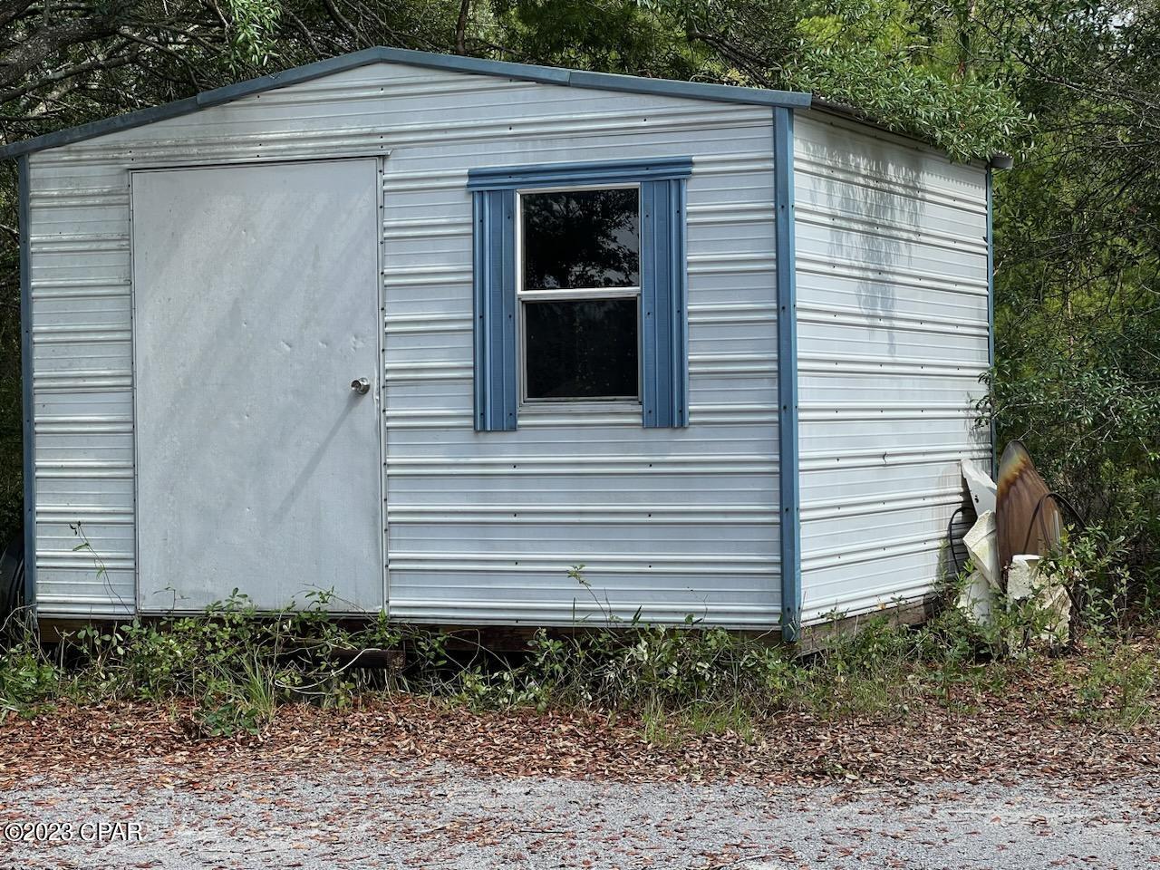 River Lake - Residential