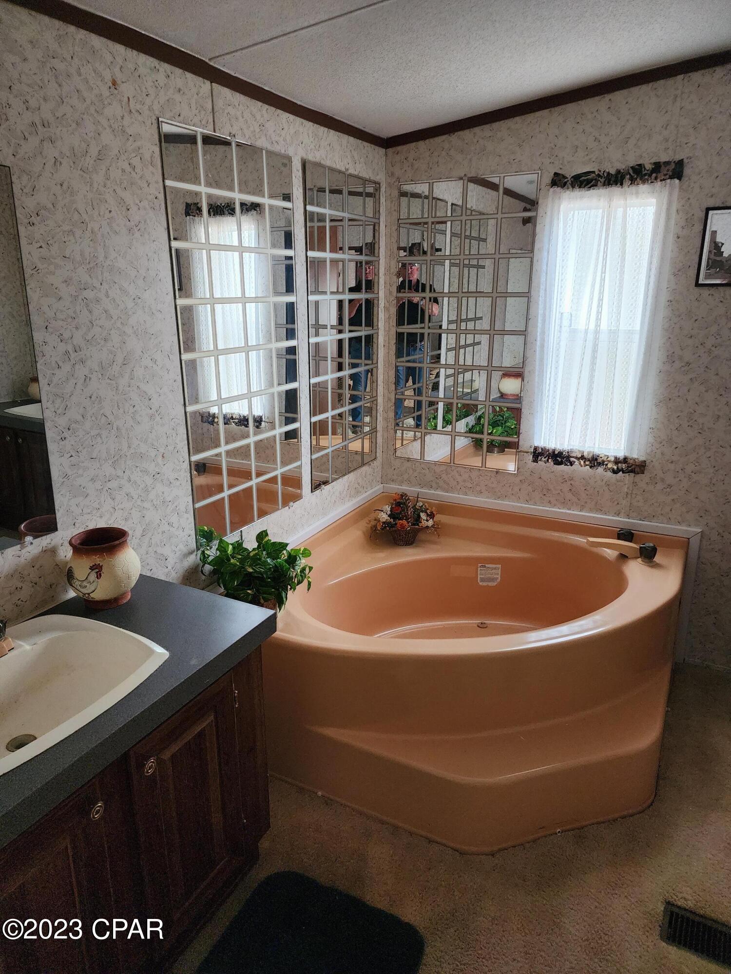 River Lake - Residential