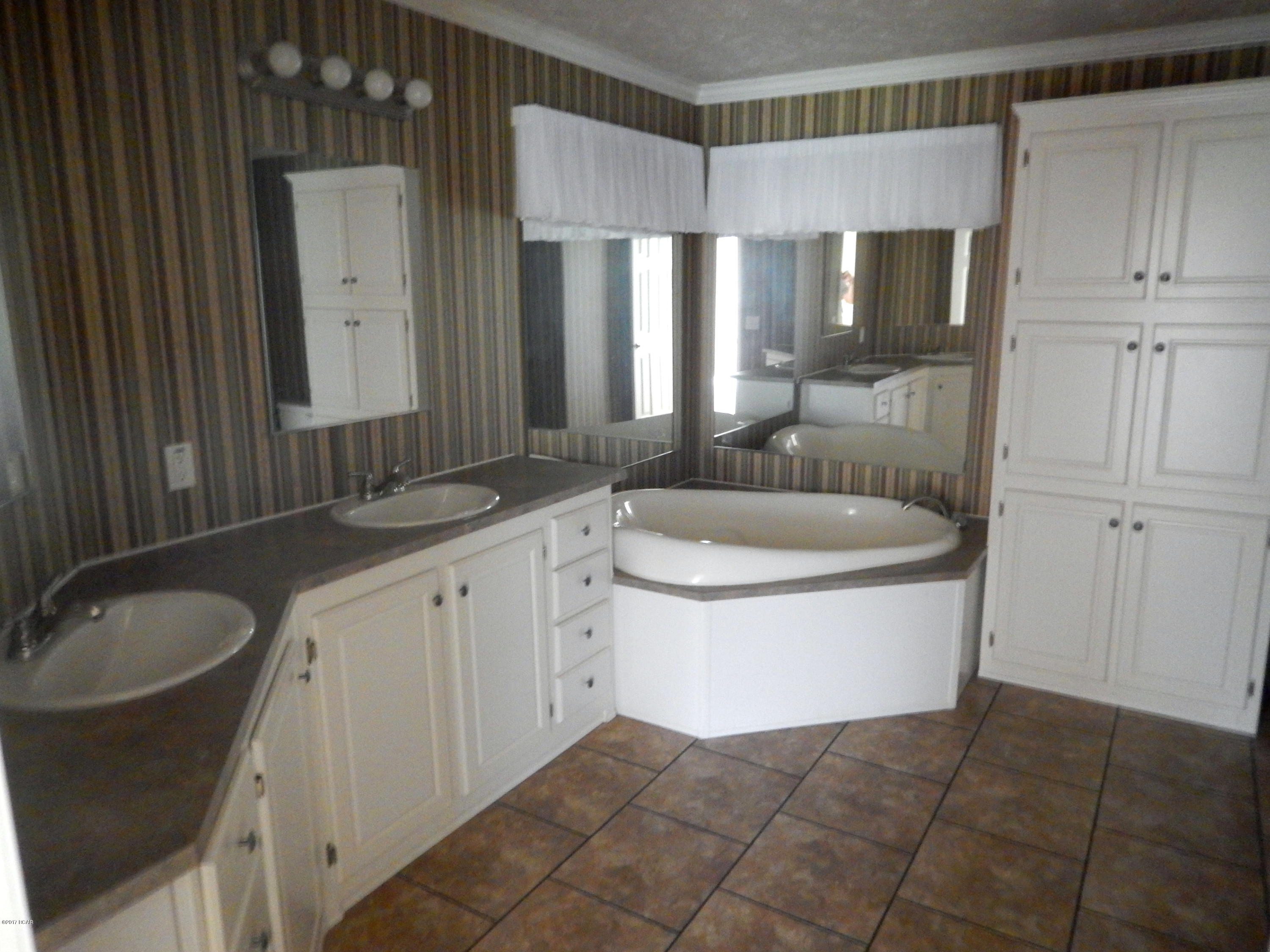 Cedar Bluff Unit One - Residential