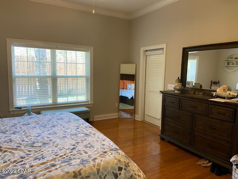 Pelican Bay - Residential