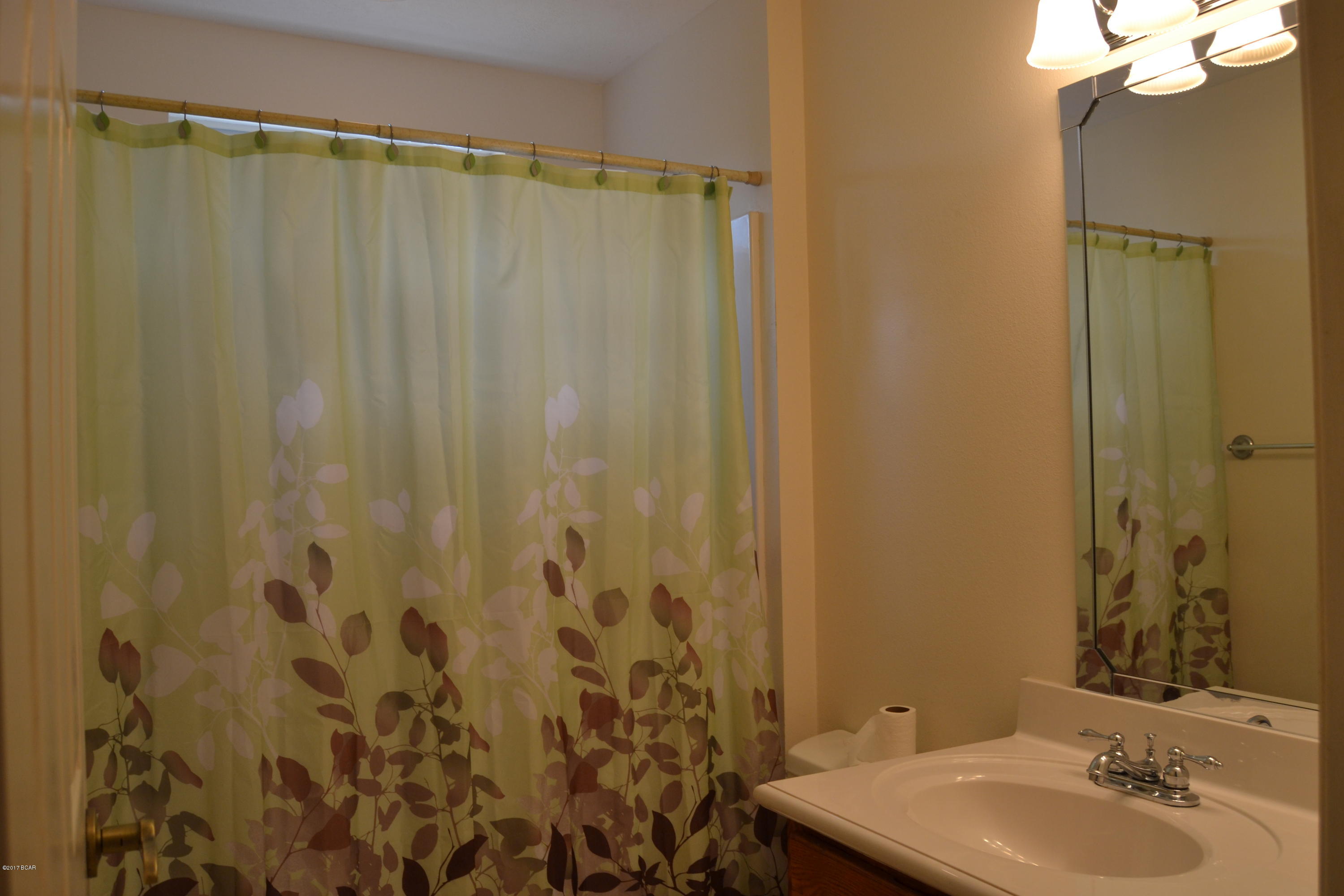 Lakewood Manor U-3 - Residential