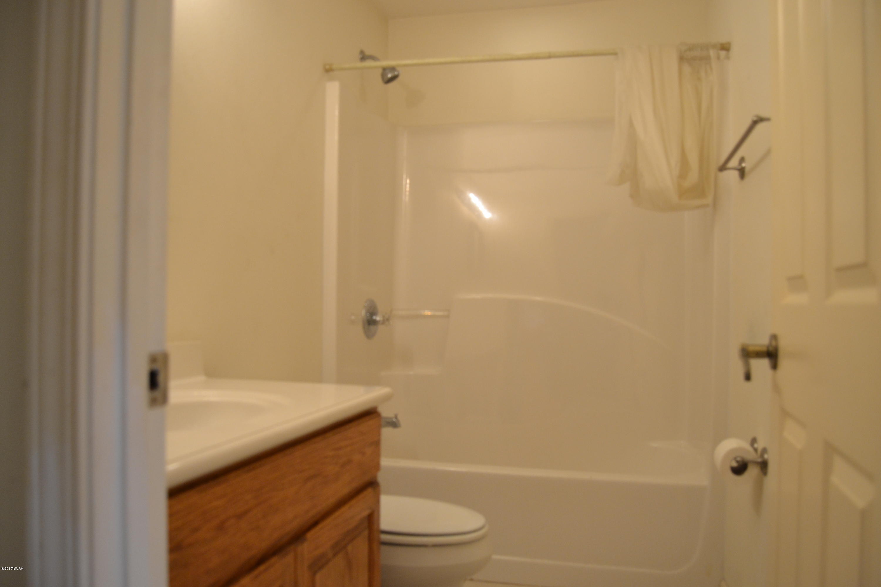 Lakewood Manor U-3 - Residential