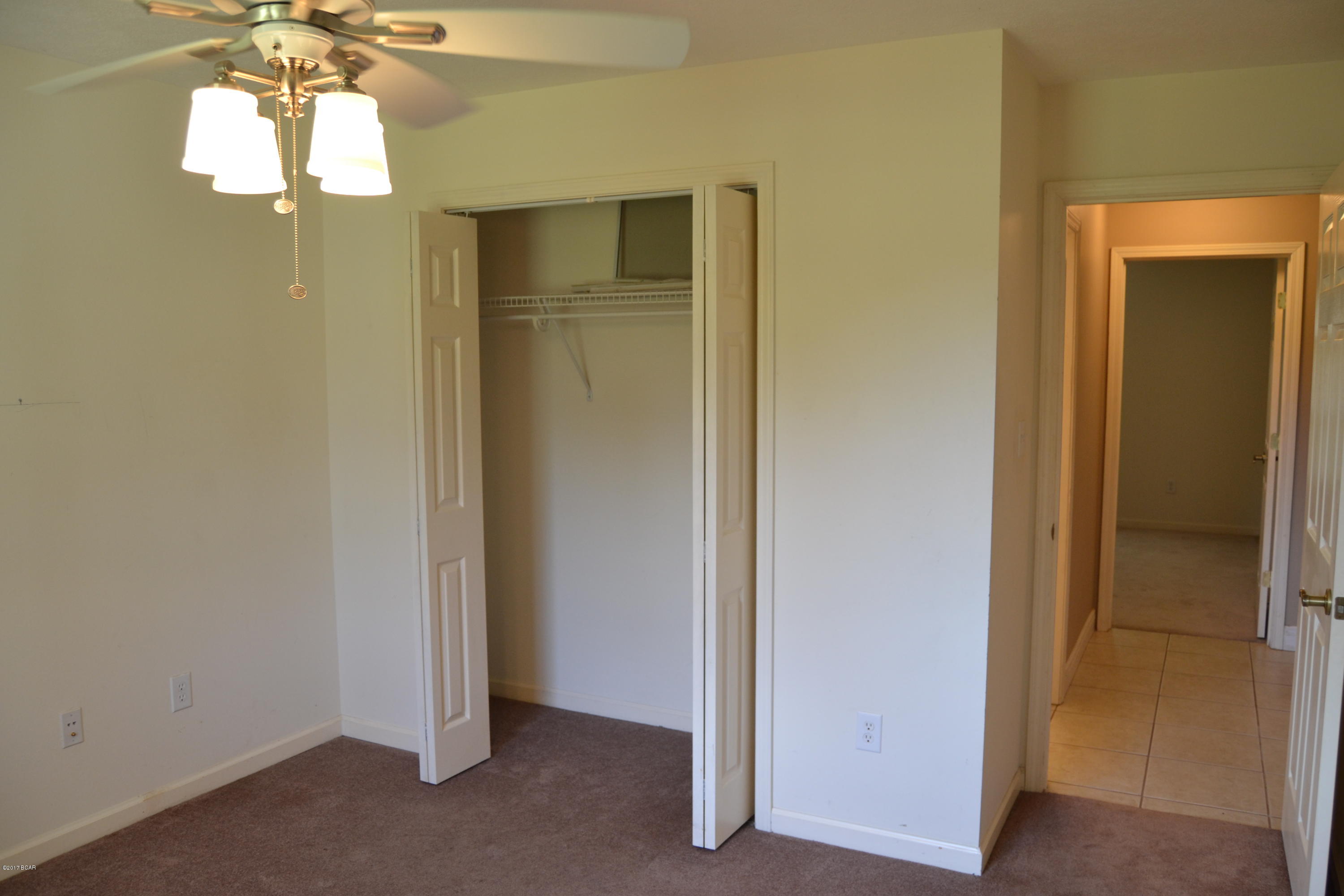 Lakewood Manor U-3 - Residential