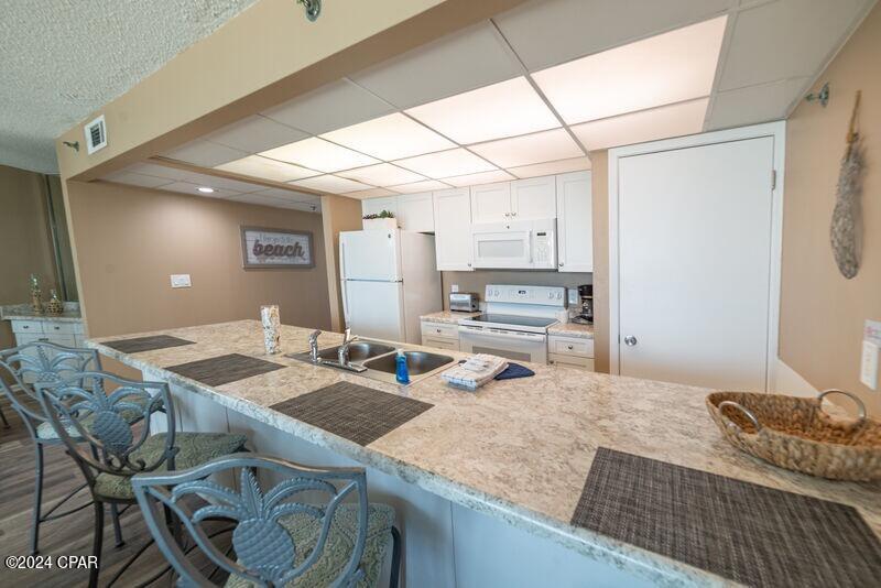 Edgewater Tower III - Residential