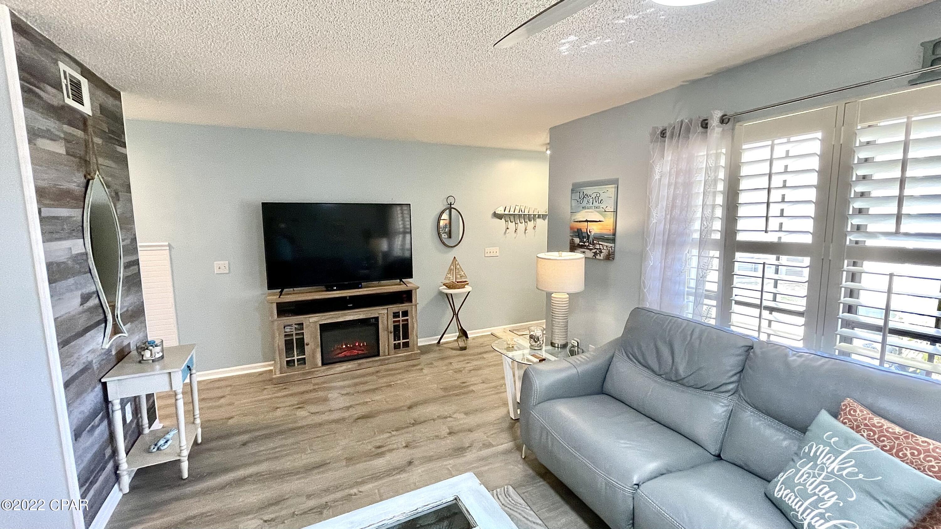 Horizon South XVII - Residential