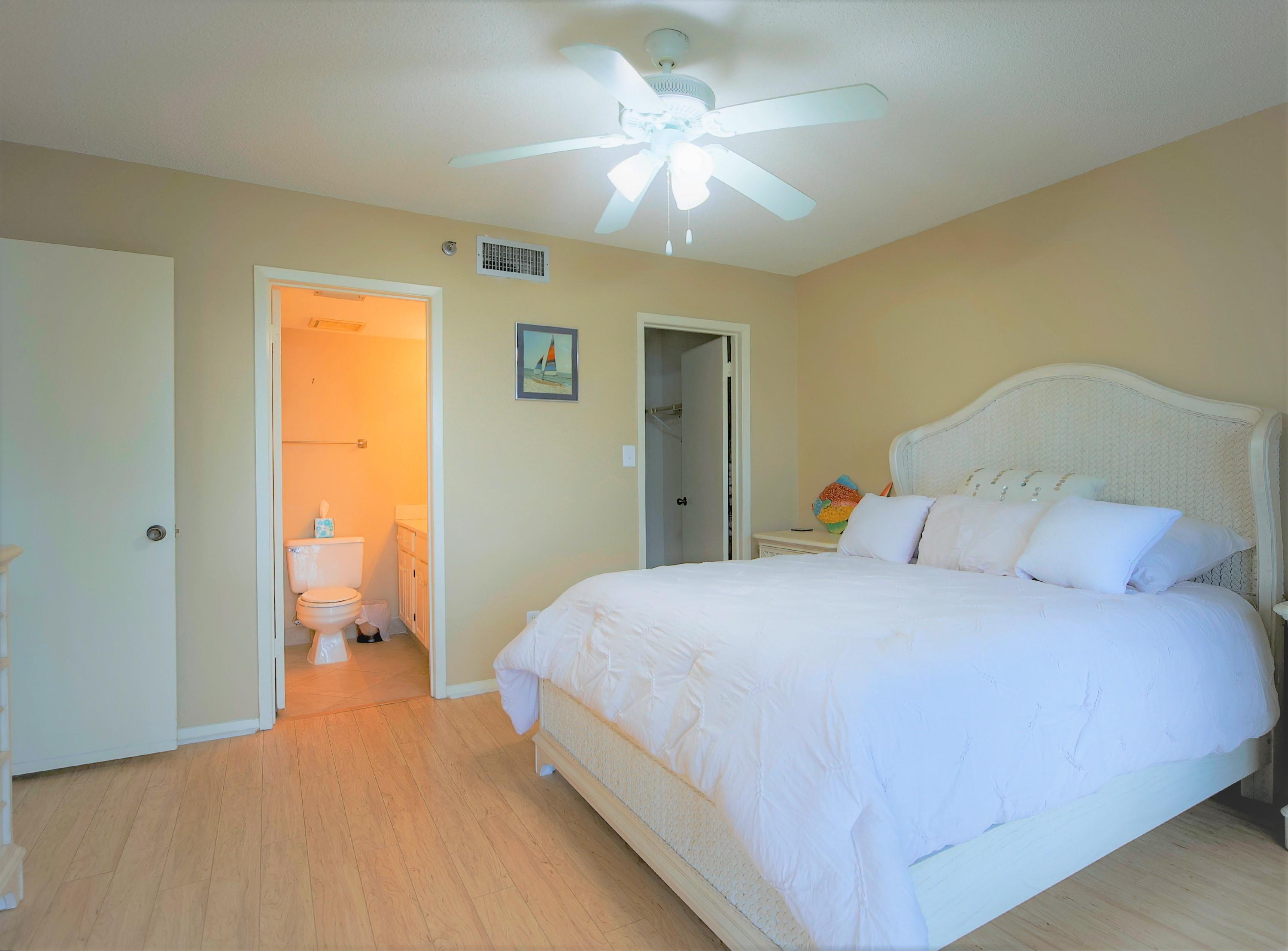 The Commodore - Residential