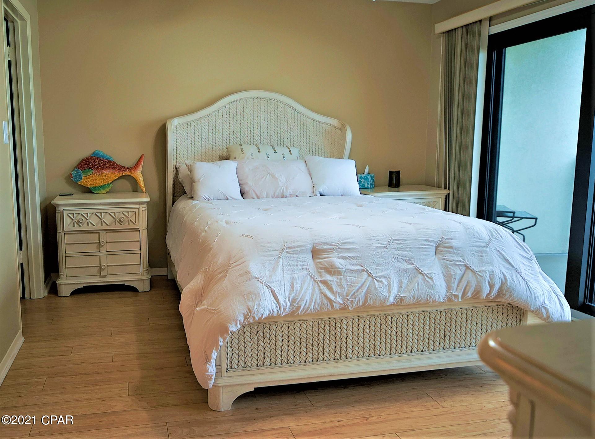 The Commodore - Residential