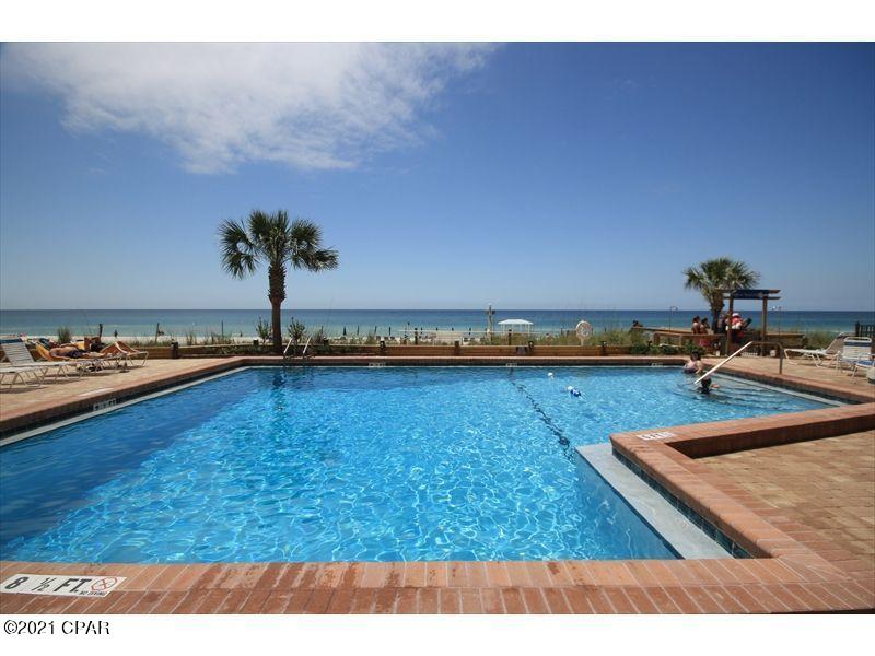 The Commodore - Residential