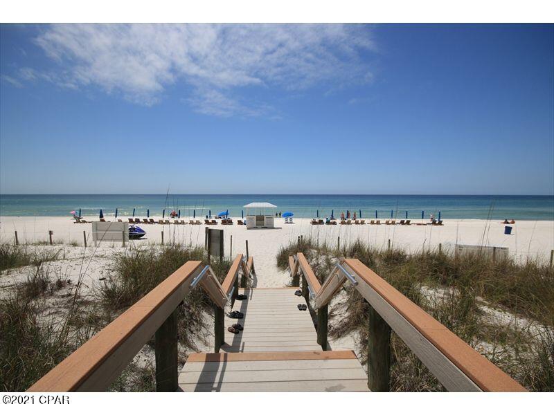 The Commodore - Residential