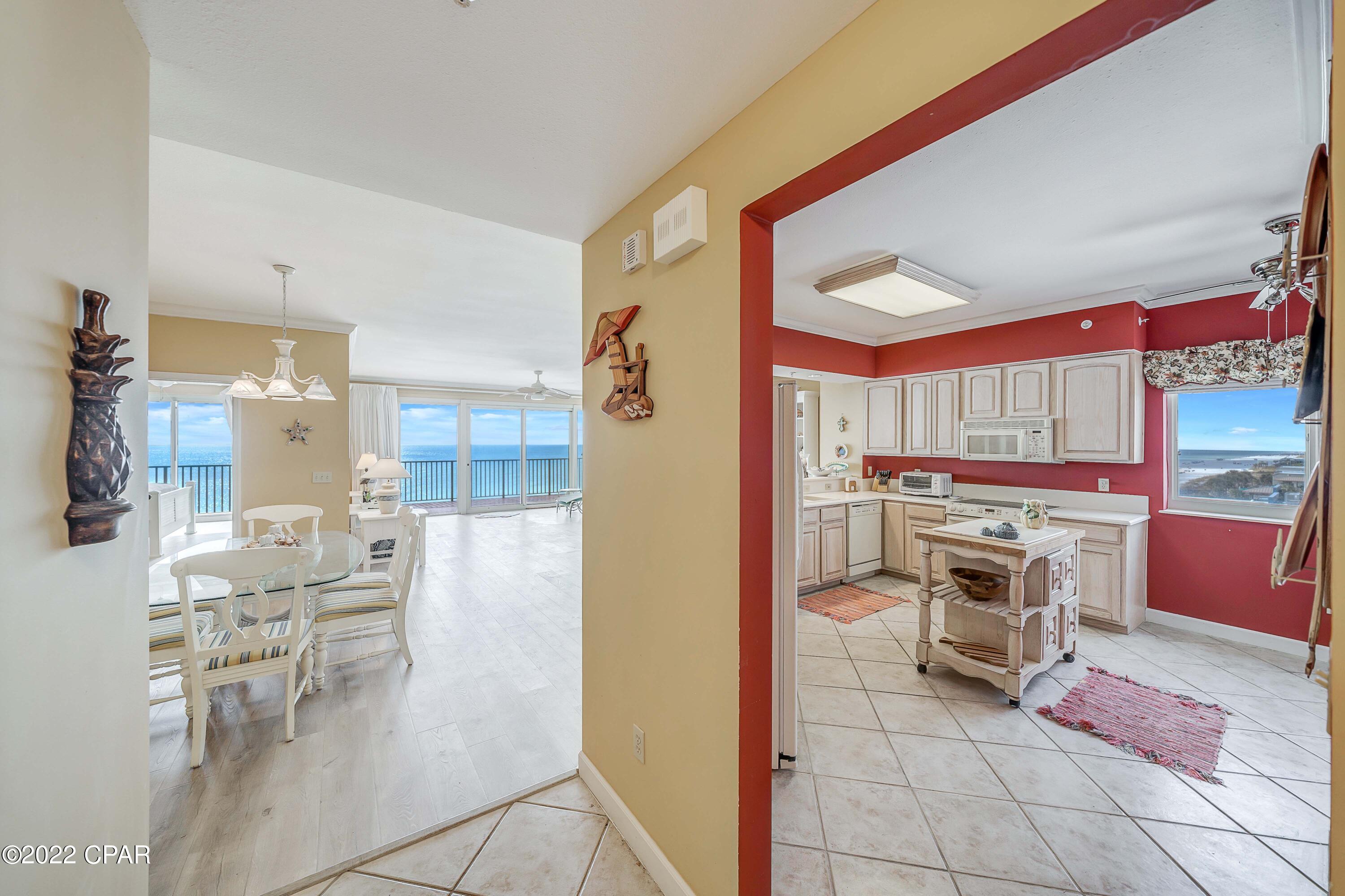 Grande Surf Club Condo - Residential